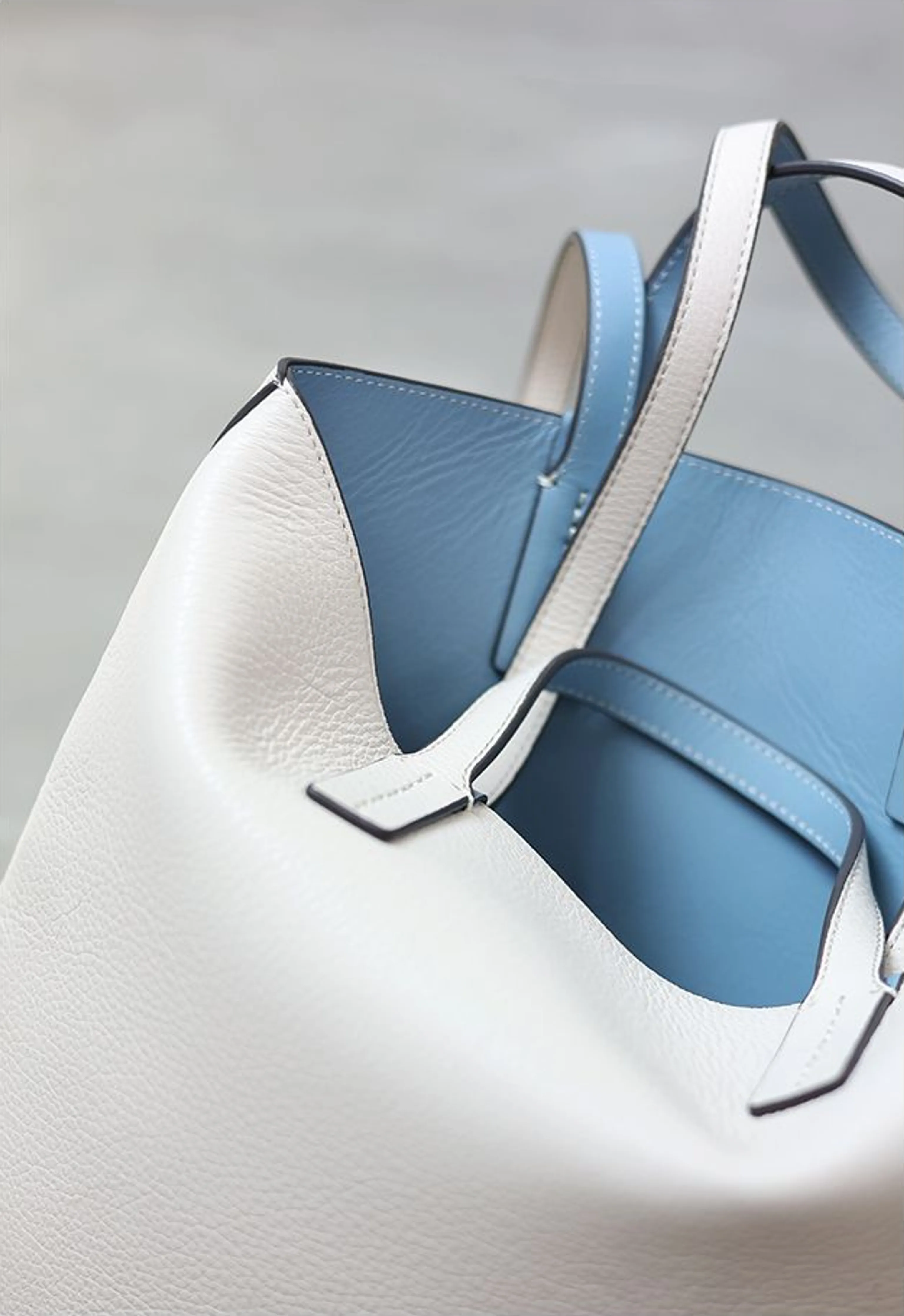 Double-Sided Cowhide Tote - Image 6