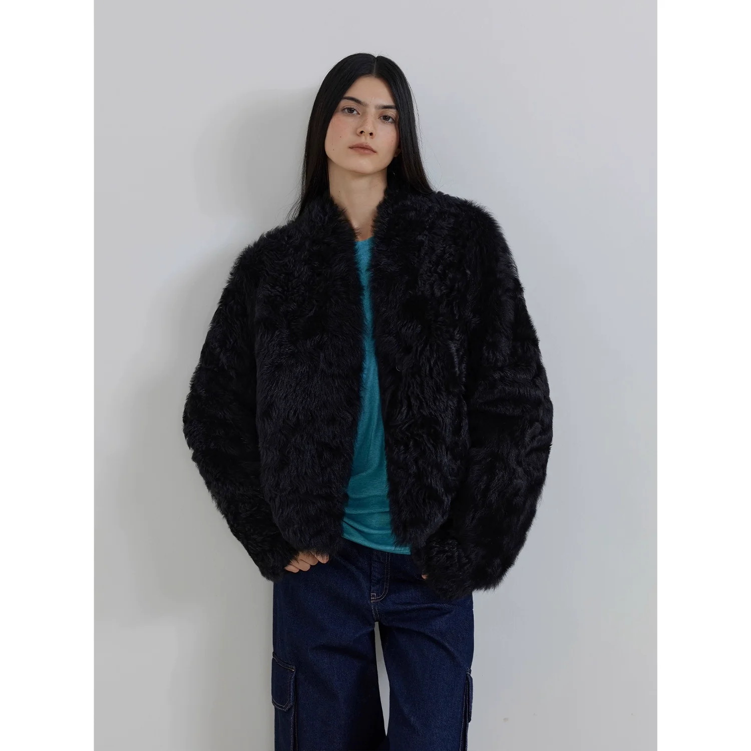 Dual-Sided Stand-Up Fur Coat - Image 17