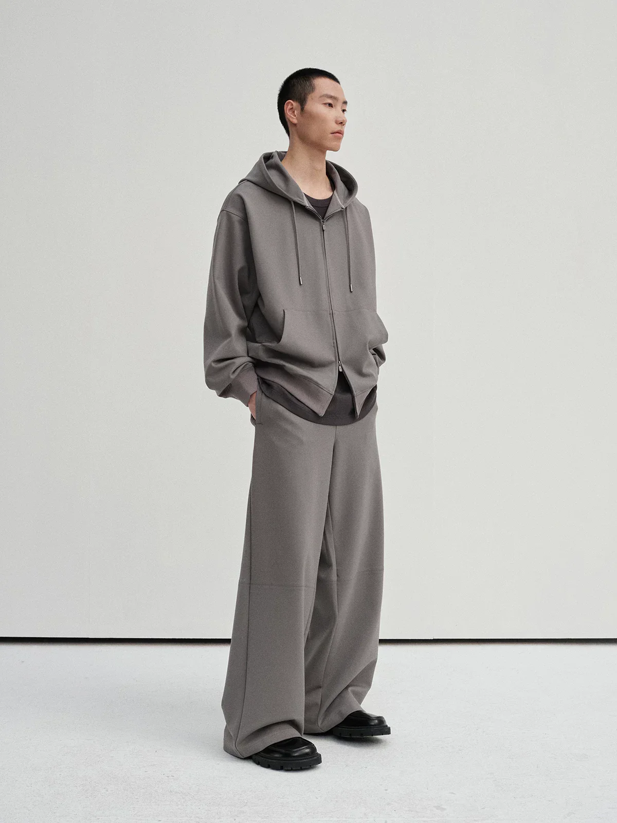 Dual-Zip Multi-Pocket Hoodie - Image 5