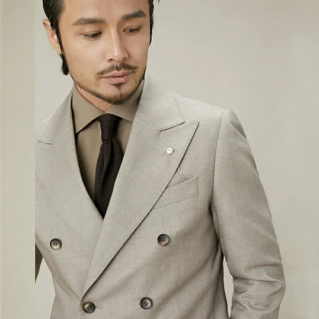 Earth-Tone Double-Breasted Peak Lapel Suit - Image 3