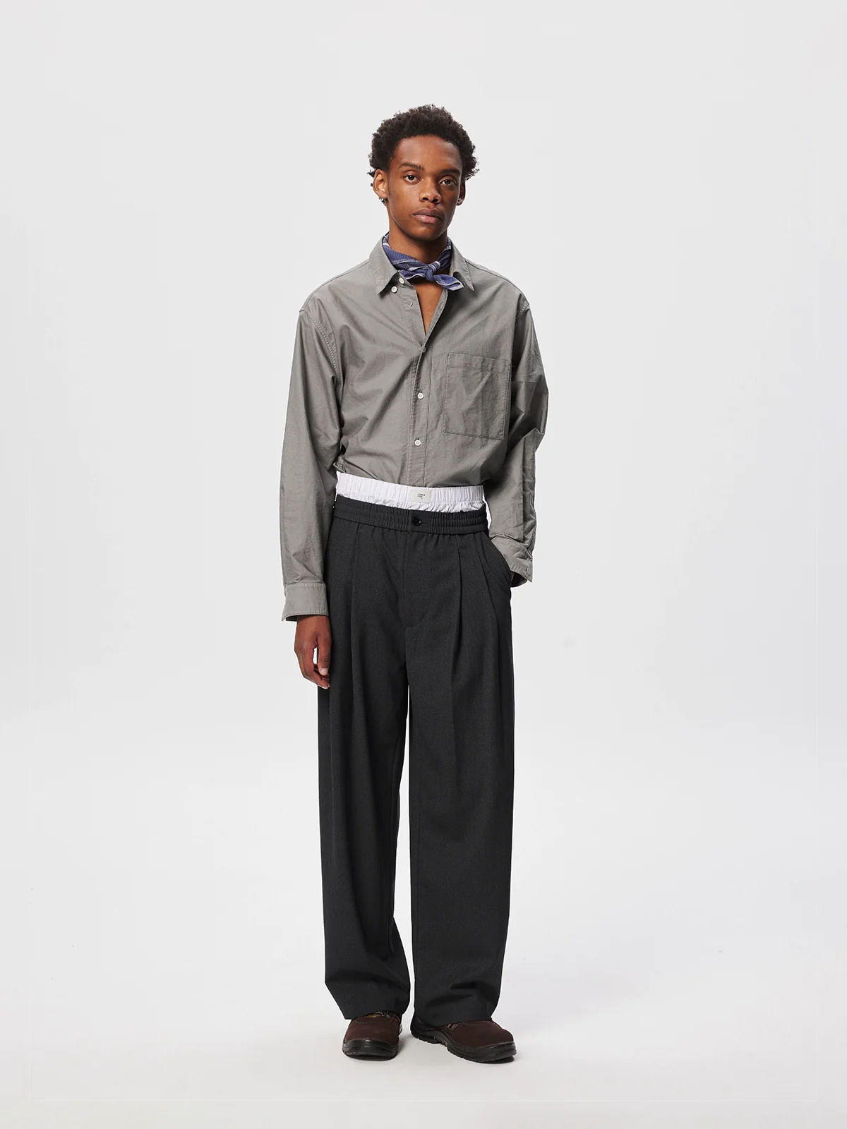 Easy Pleated Trousers - Image 8