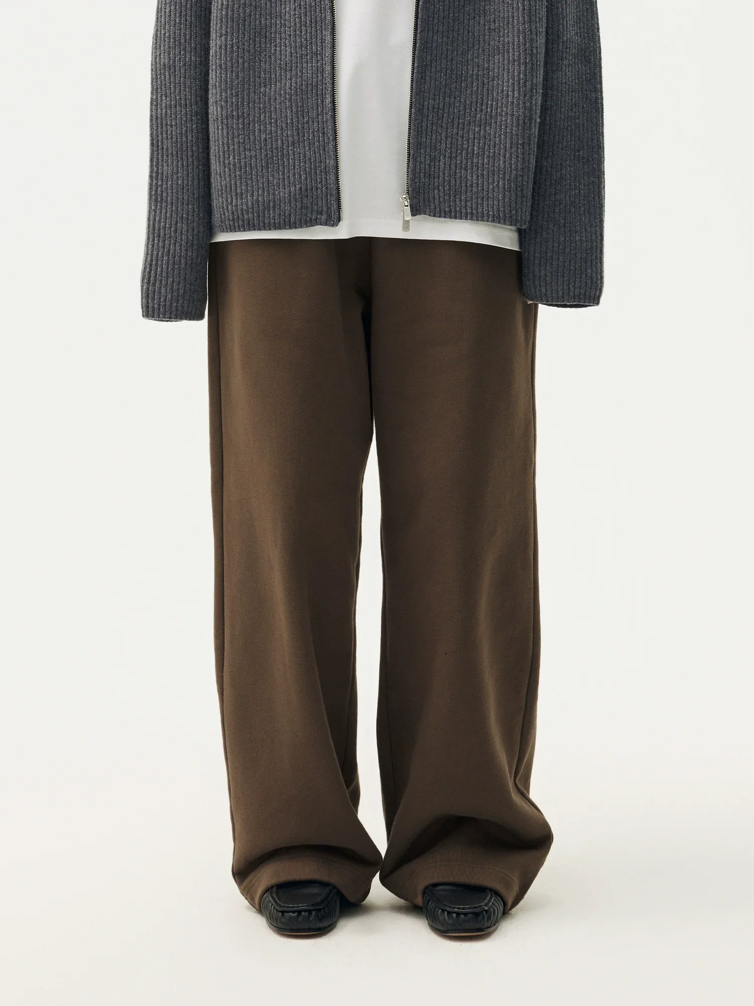 Elastic-Waist Fleece-Lined Straight-Leg Pants