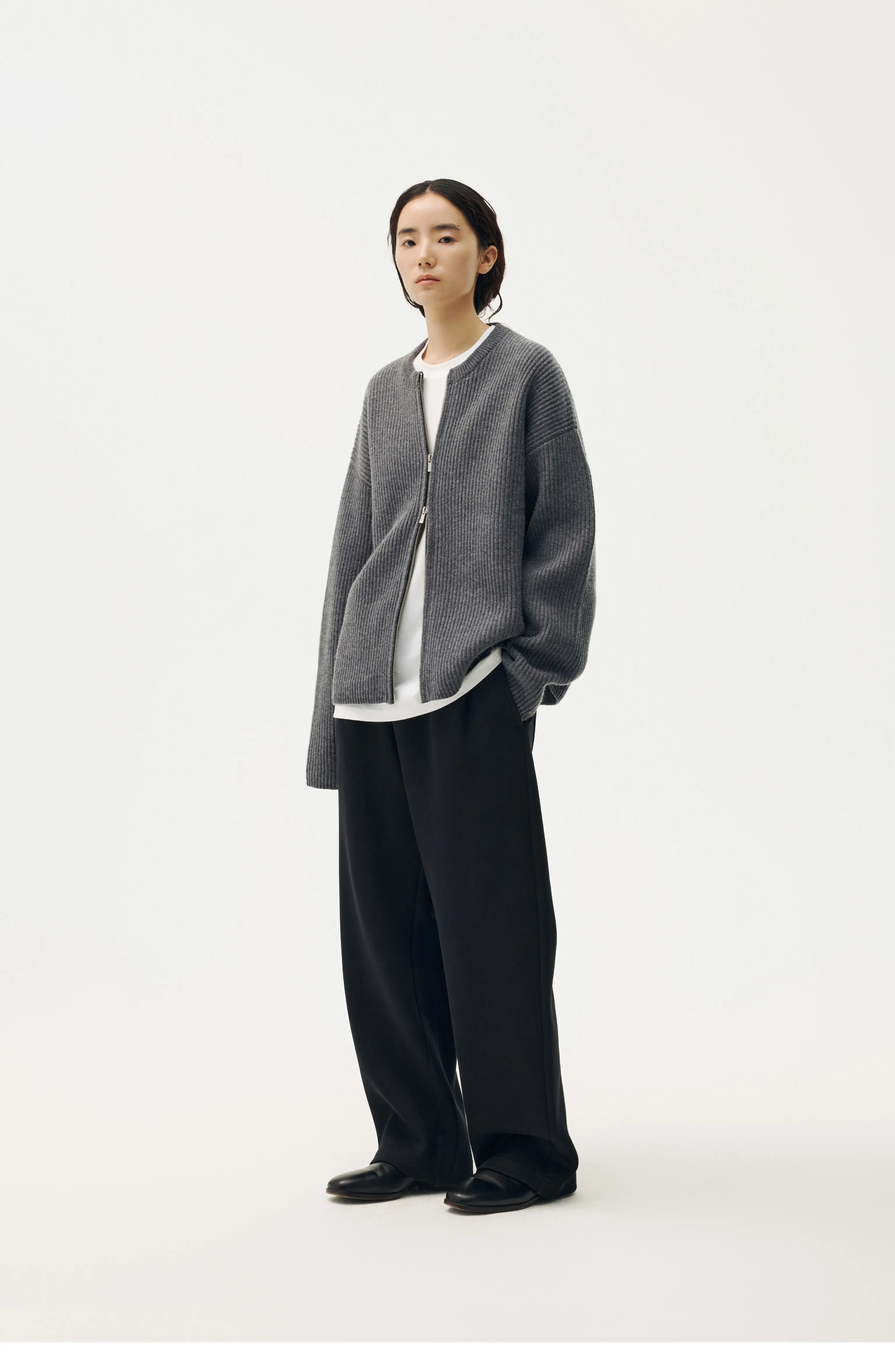 Elastic-Waist Fleece-Lined Straight-Leg Pants - Image 4