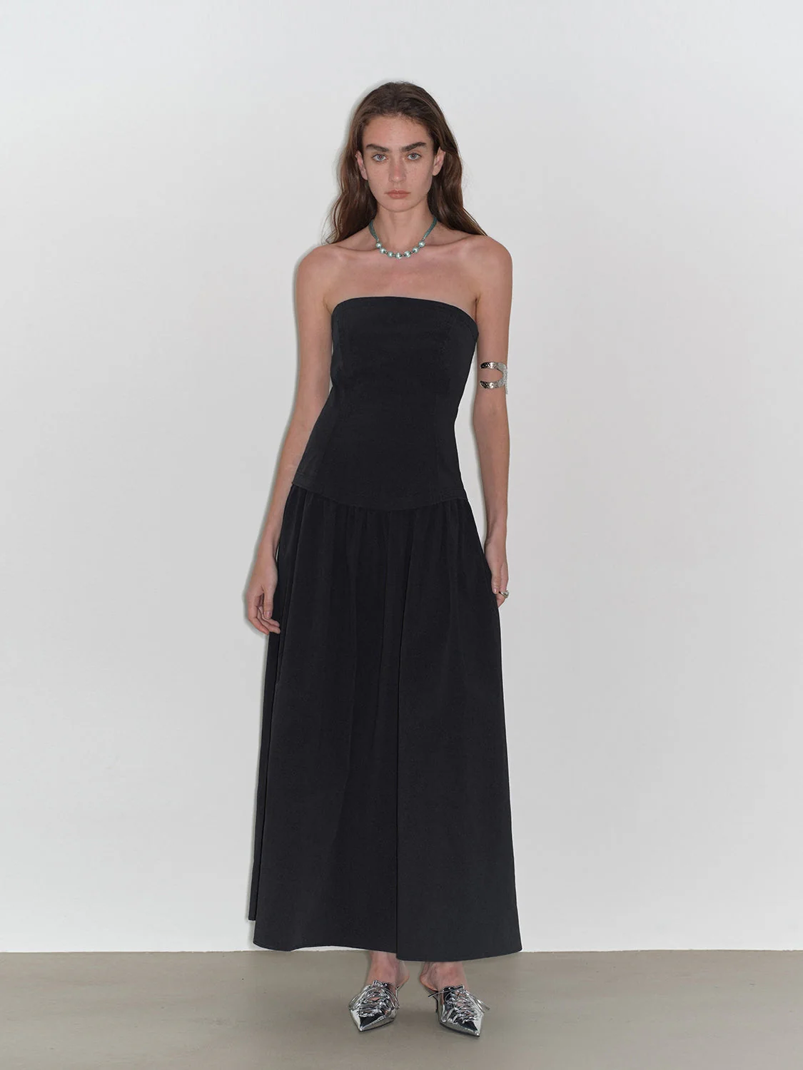 Elegant A-line Midi Dress - Image 3