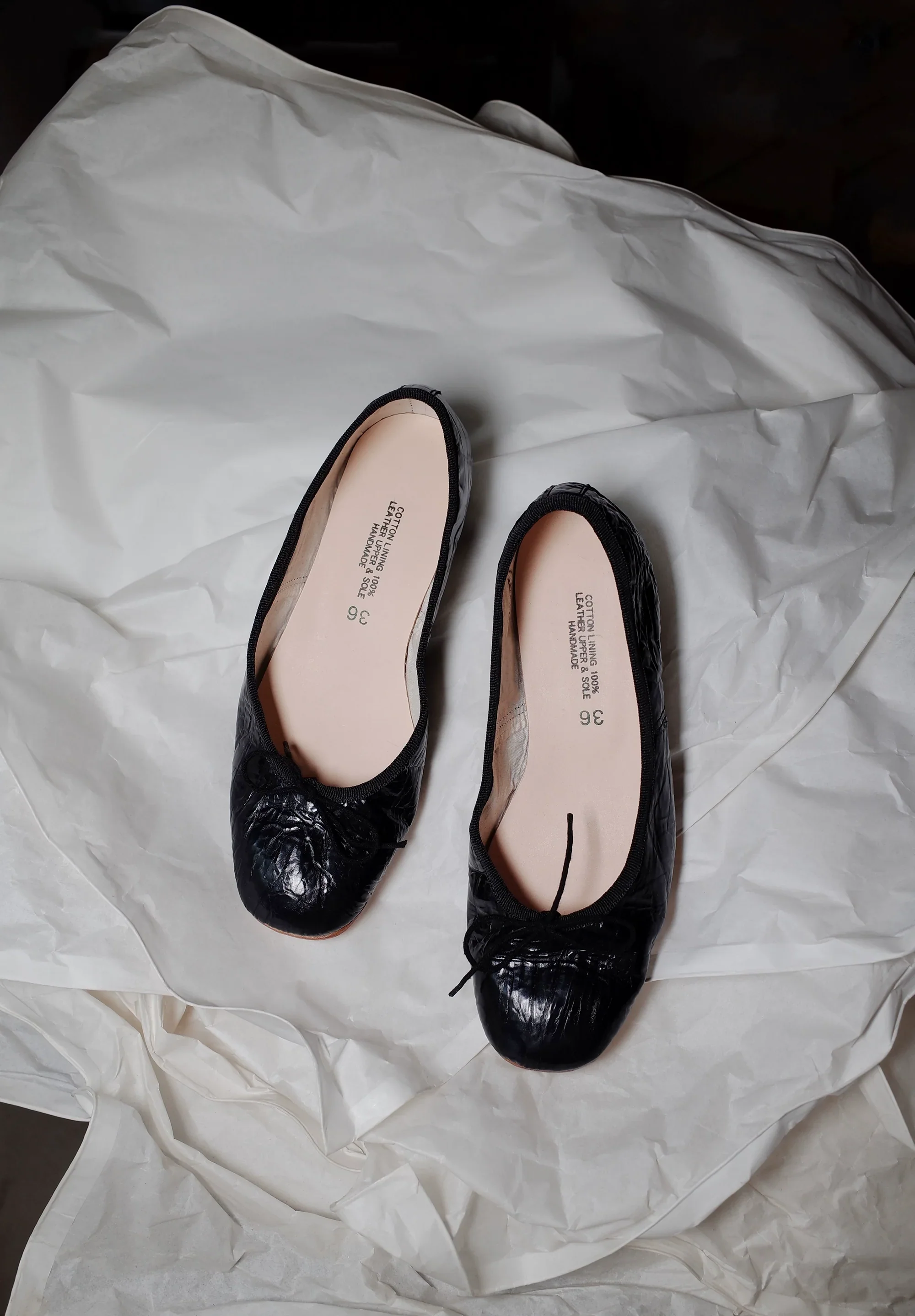 Elegant Black Ballet Flats - Image 2