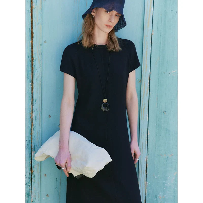 Elegant Black Short-Sleeve Dress - Image 3