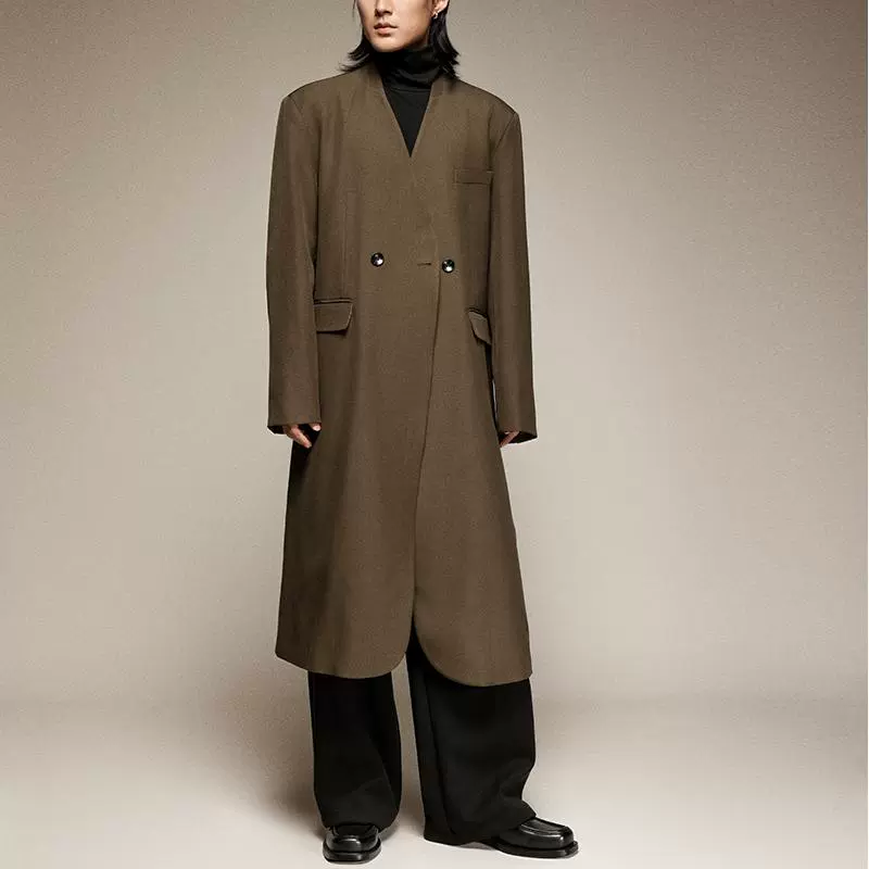 Elegant Double-Breasted Coat - Image 4