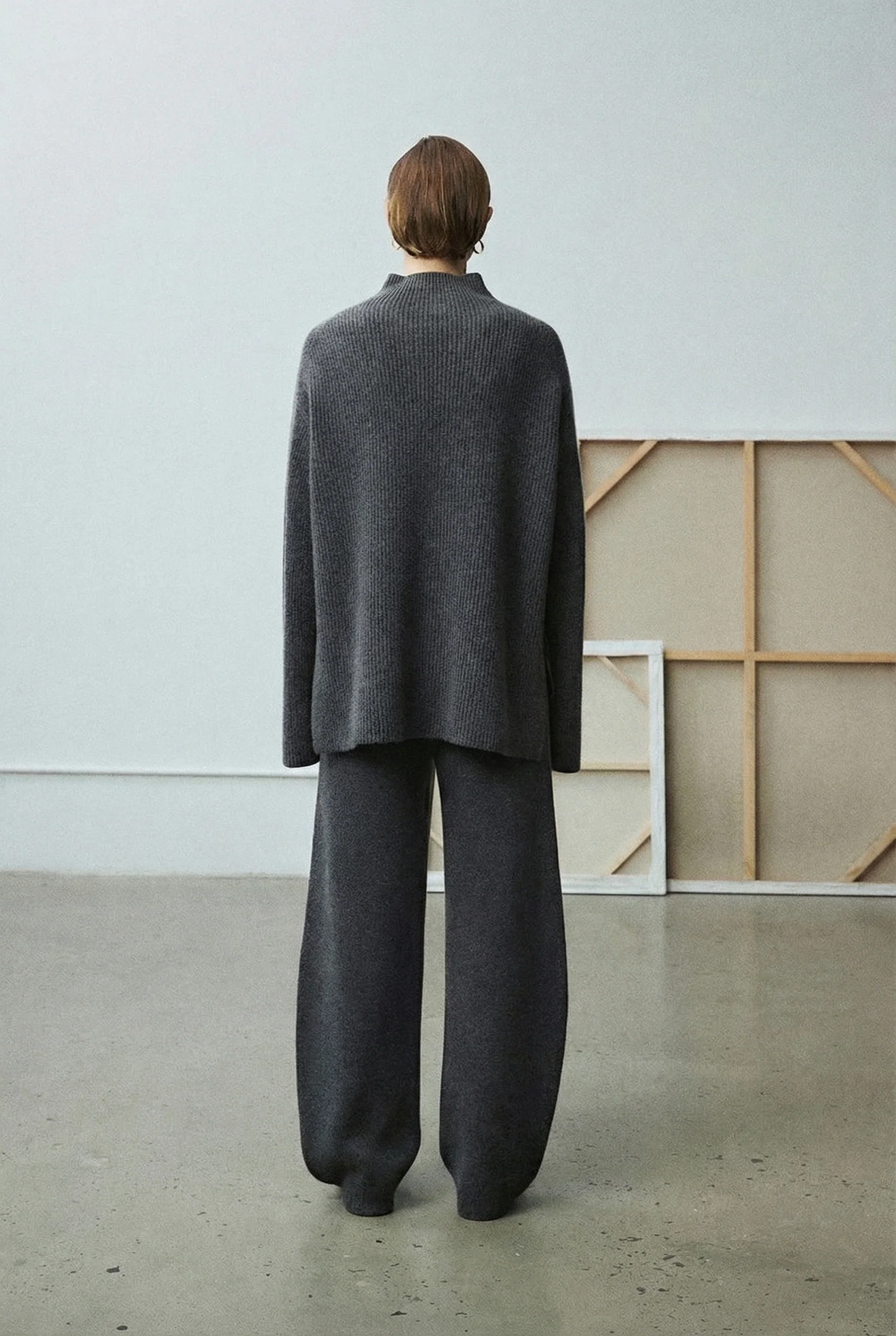 Elegant Knitwear Collection - Image 15