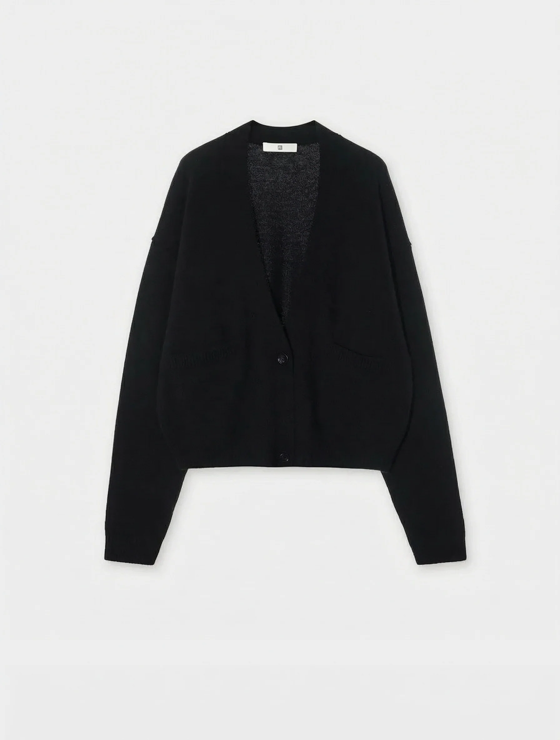Elegant Knitwear Collection - Image 20