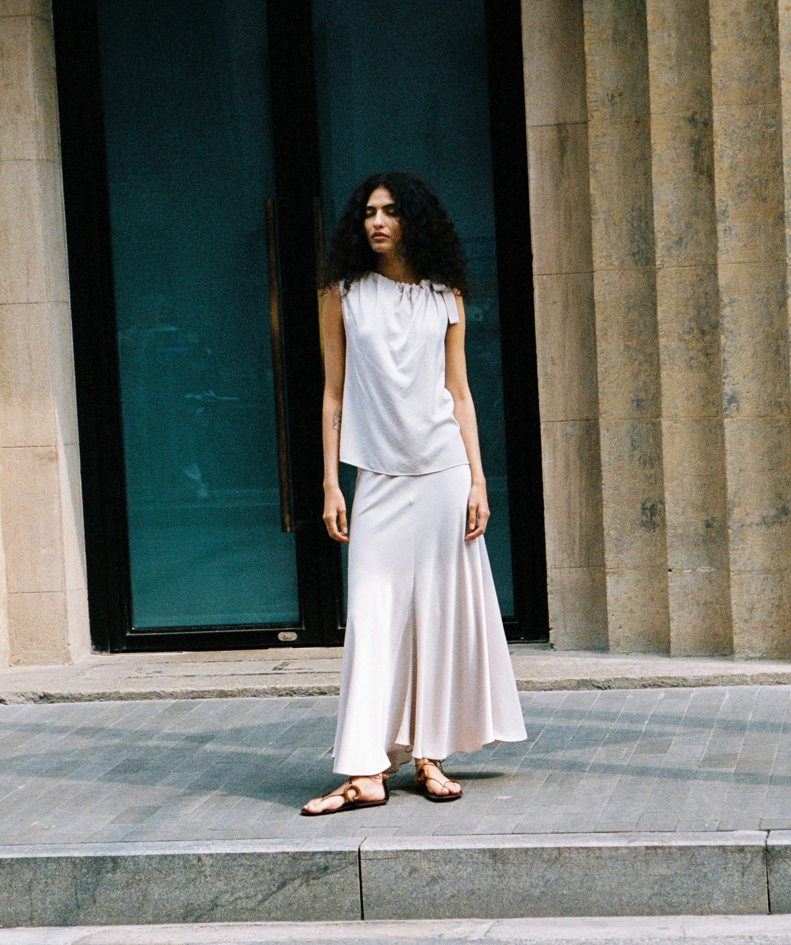 Elegant Sleeveless Ensemble
