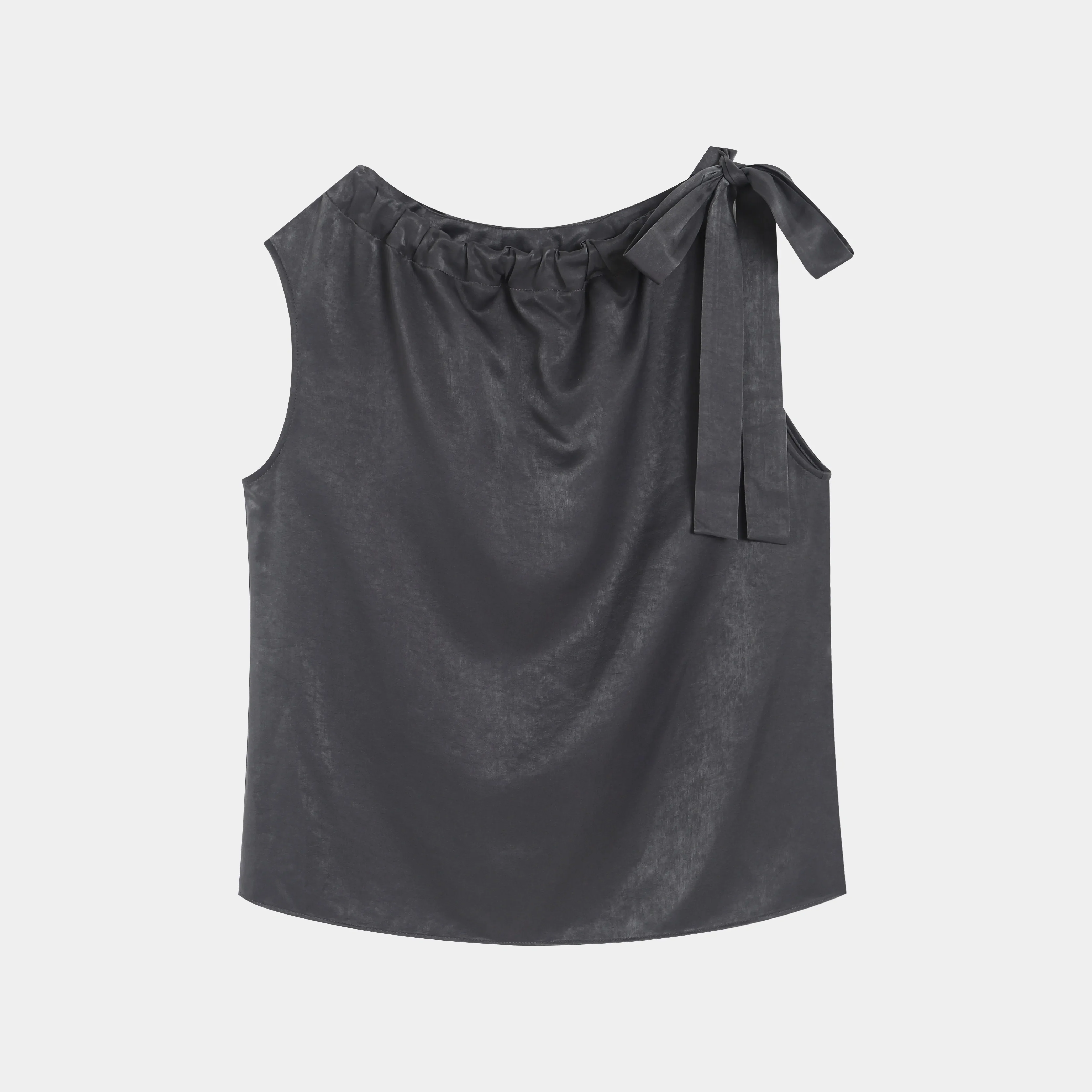 Elegant Sleeveless Ensemble - Image 7
