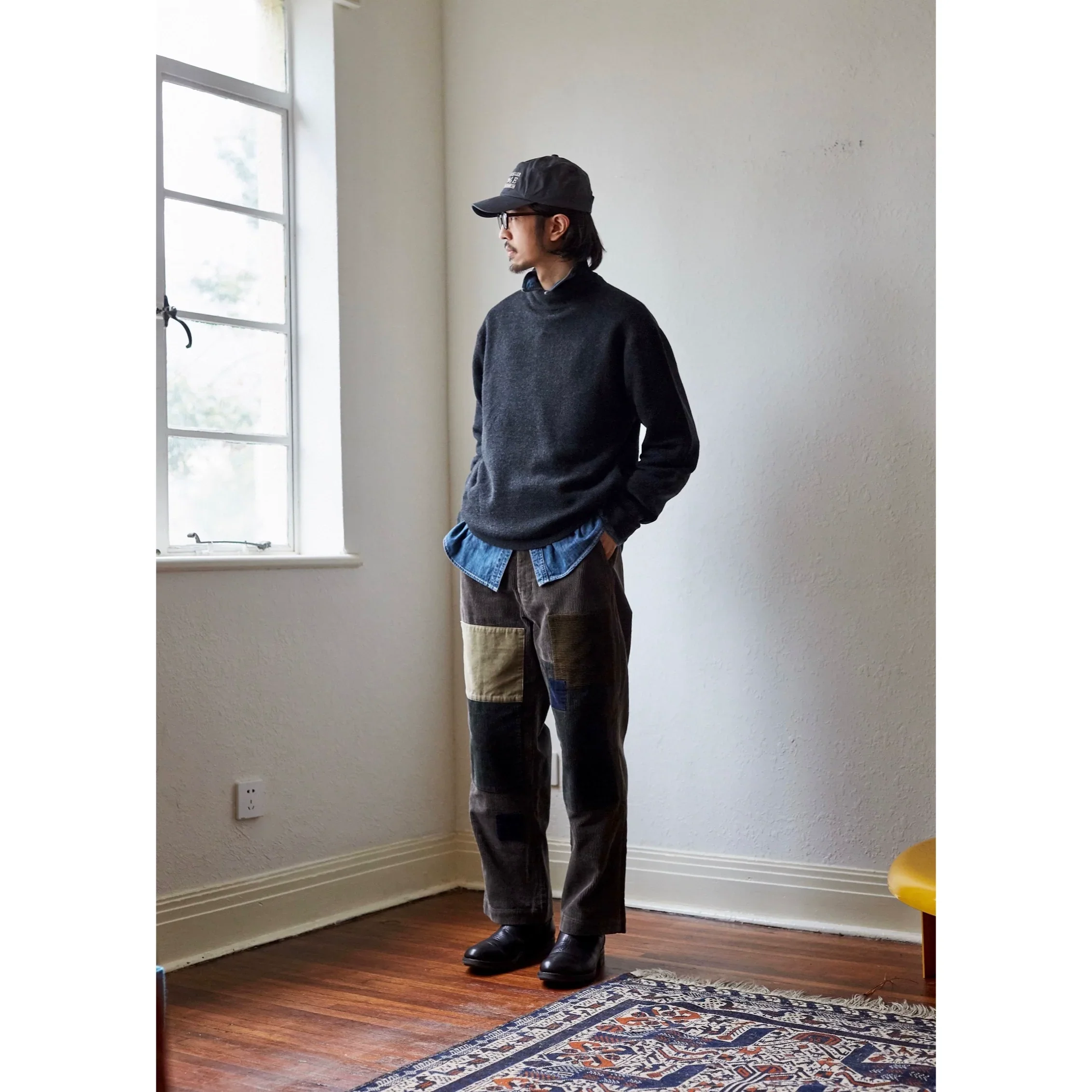 Elegant Wool Turtleneck Sweater - Image 3