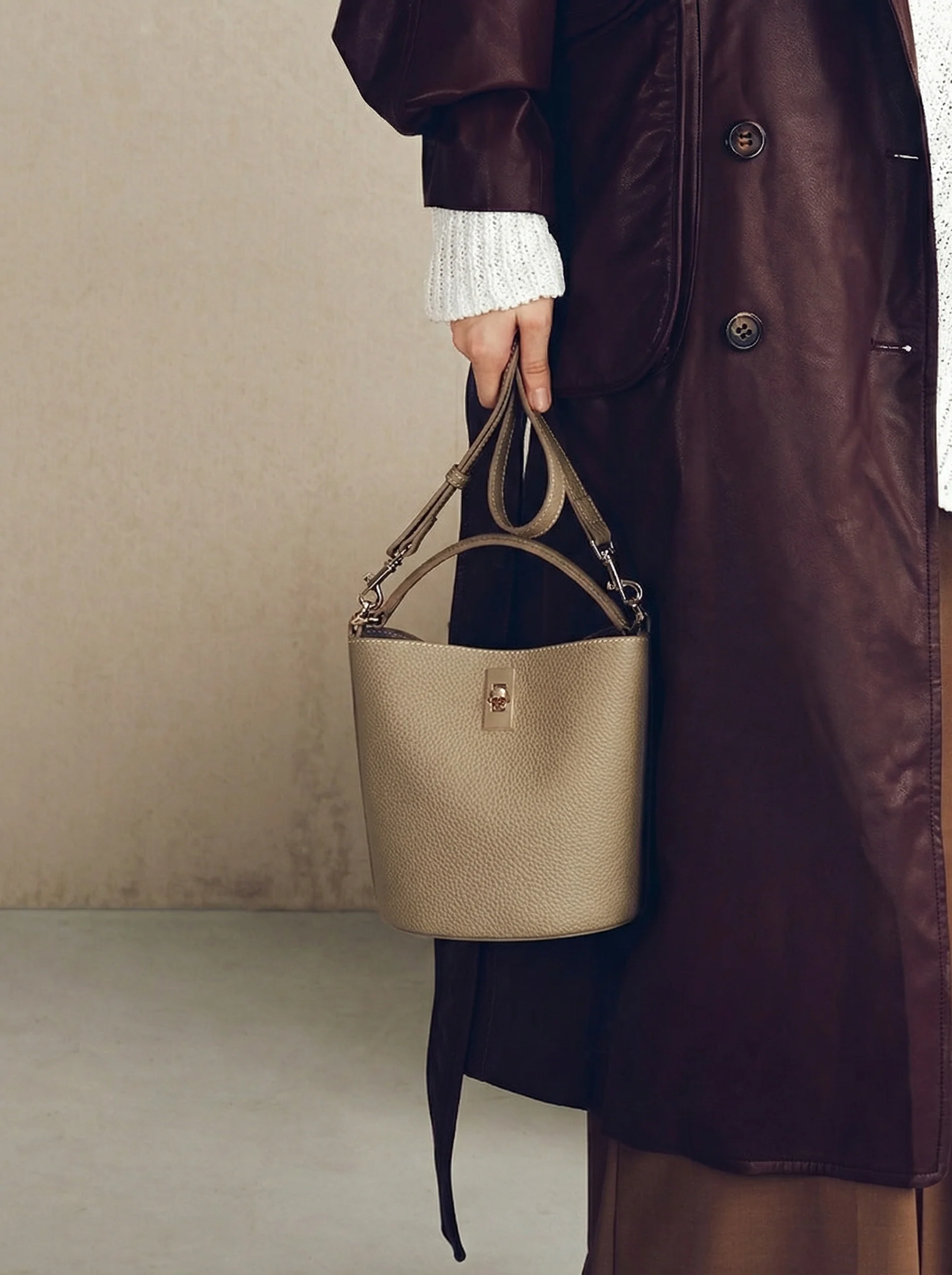 Elephant Bucket Bag