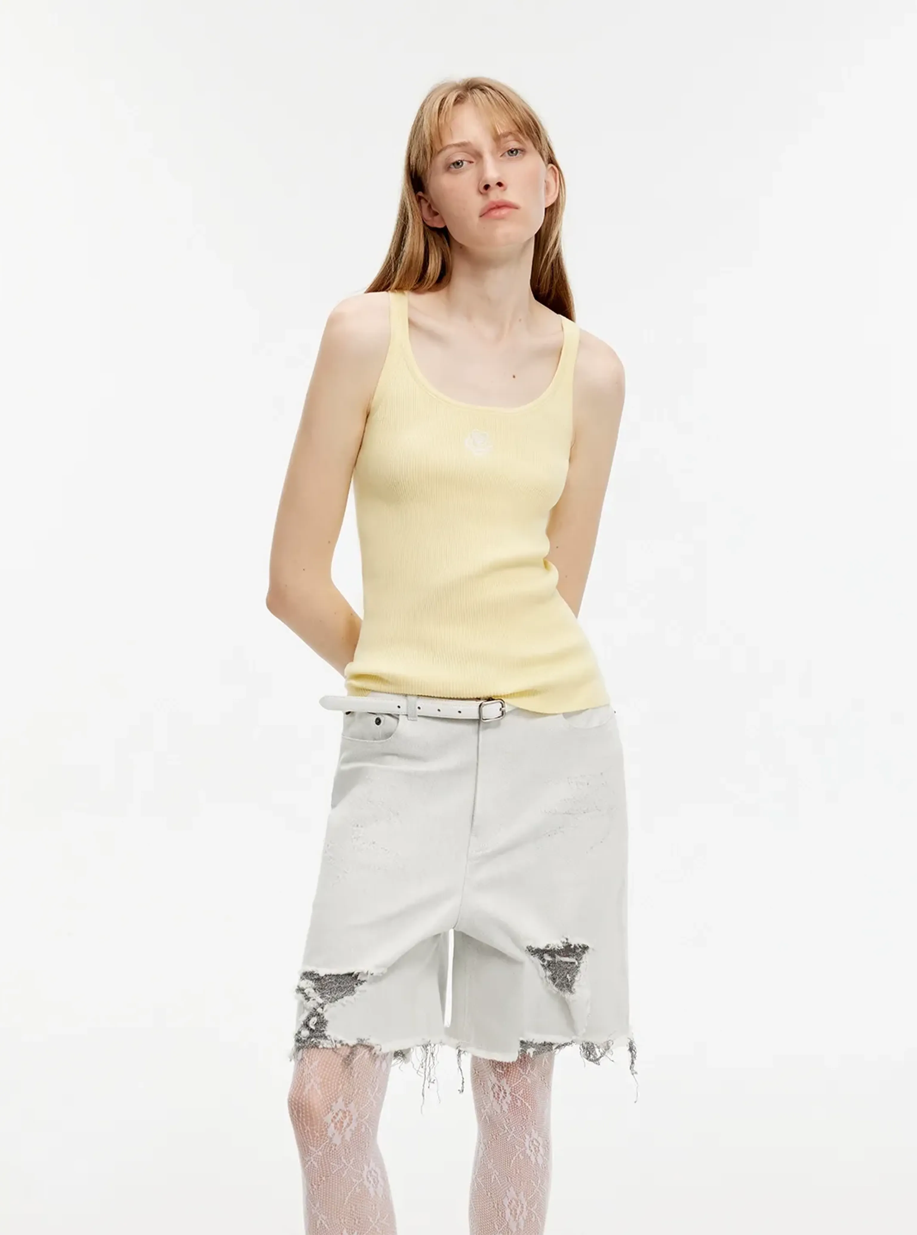 Embroidered Contrast Vest - Image 5