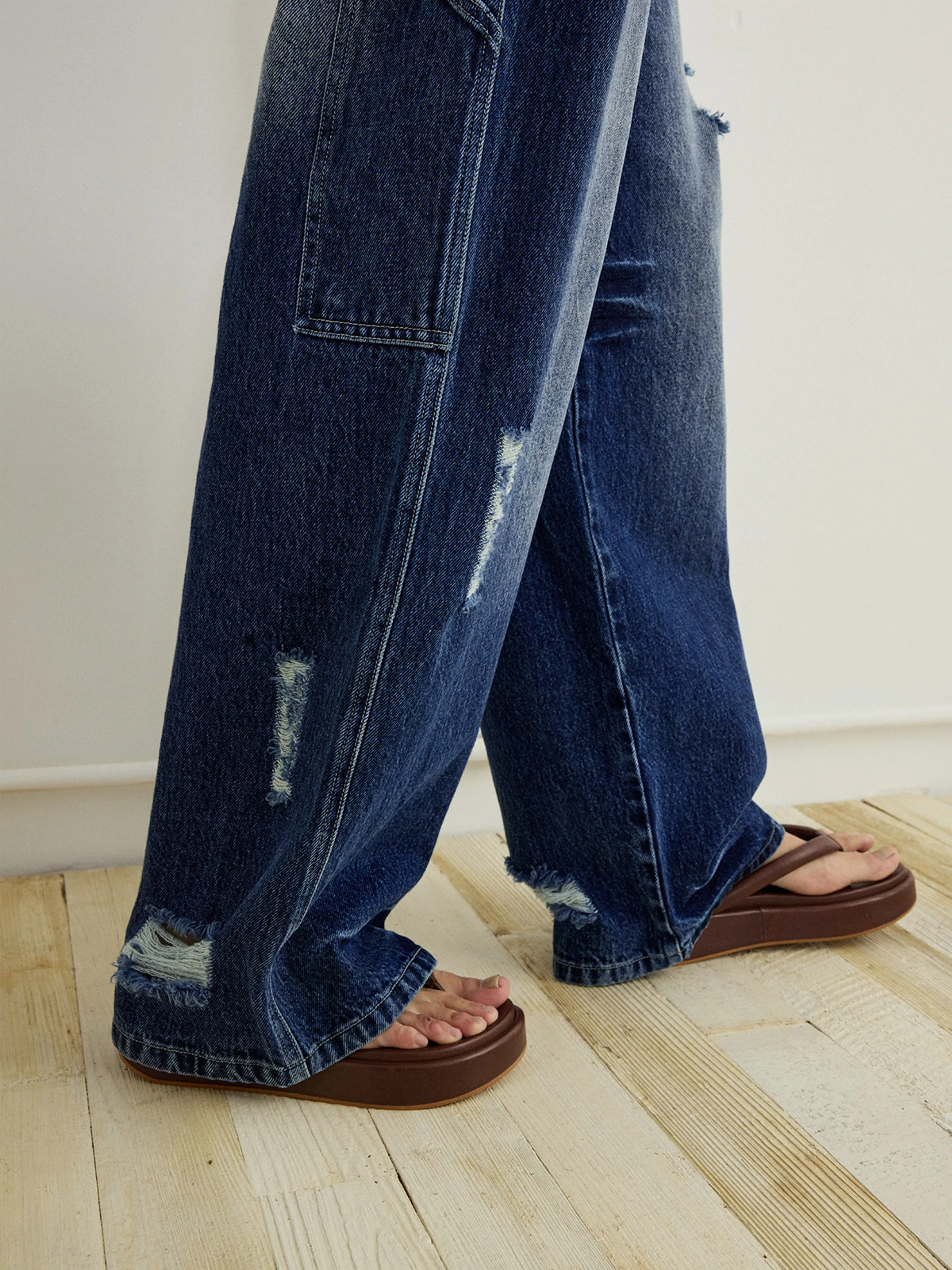Faded Indigo Wide-Leg Jeans - Image 5