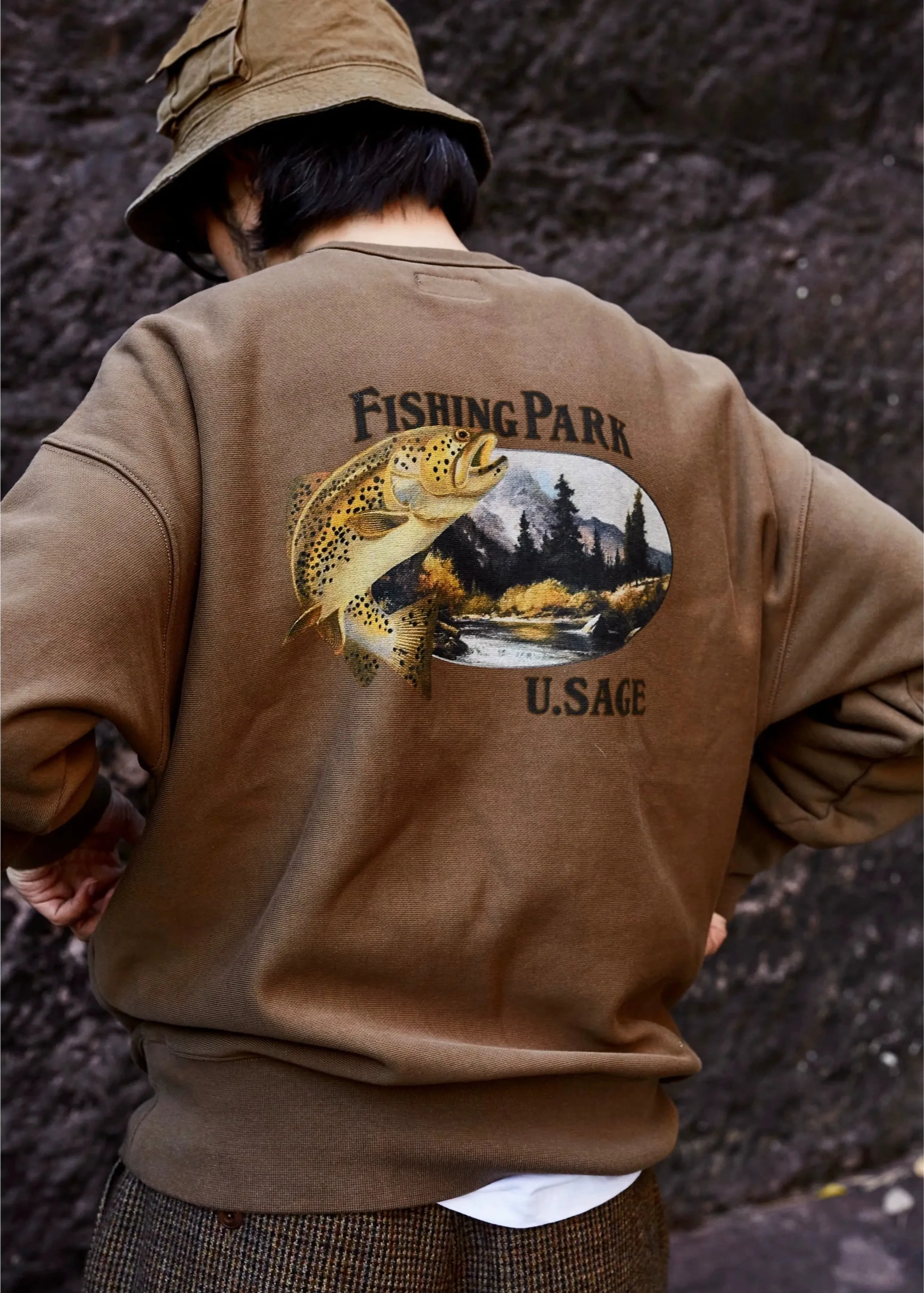 Fishing Park Sweatshirt - Image 6