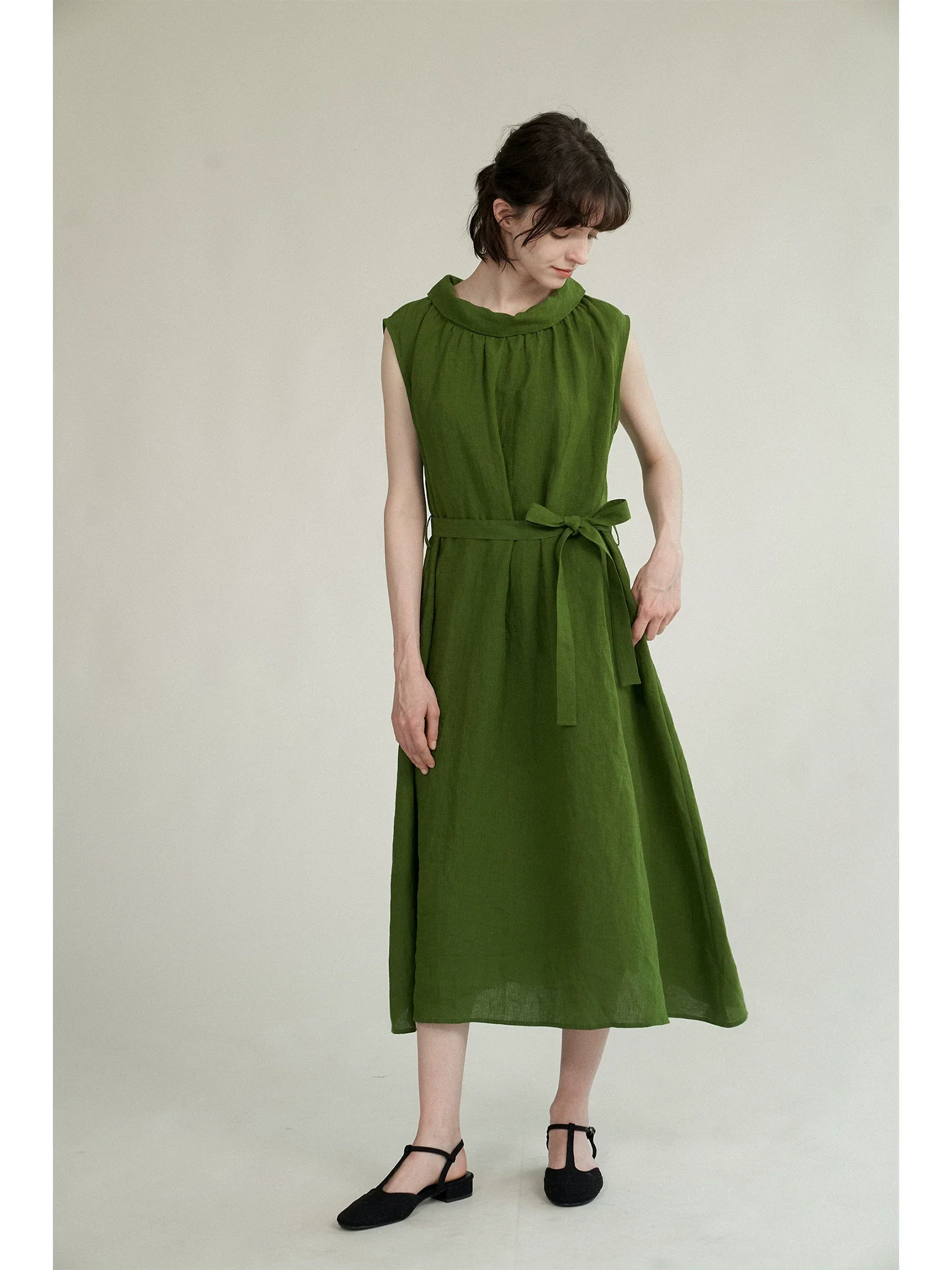 Gathered Neck Linen Belted Midi Dress - Image 4