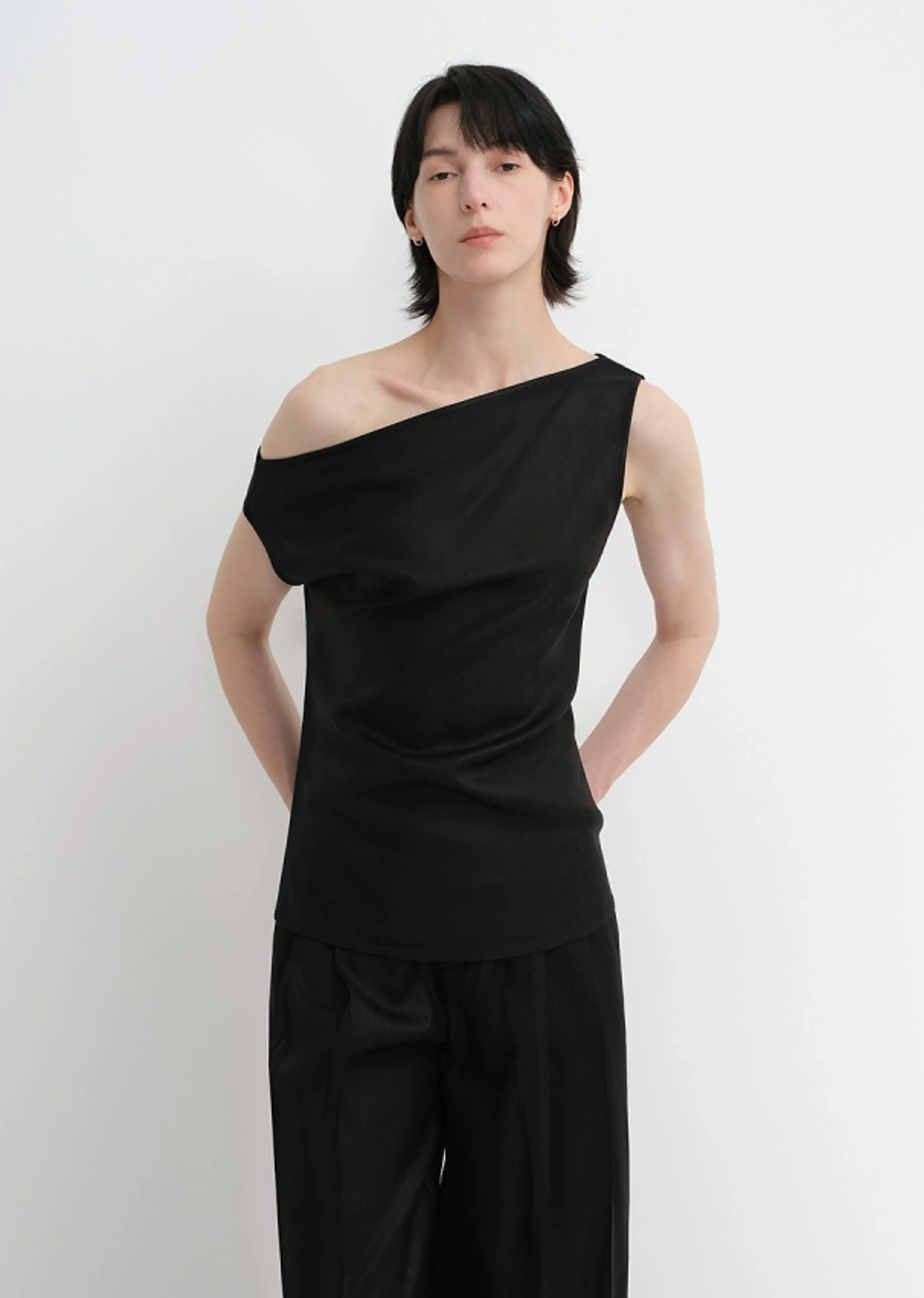 Glossy Acetate One-Shoulder Top - Image 4
