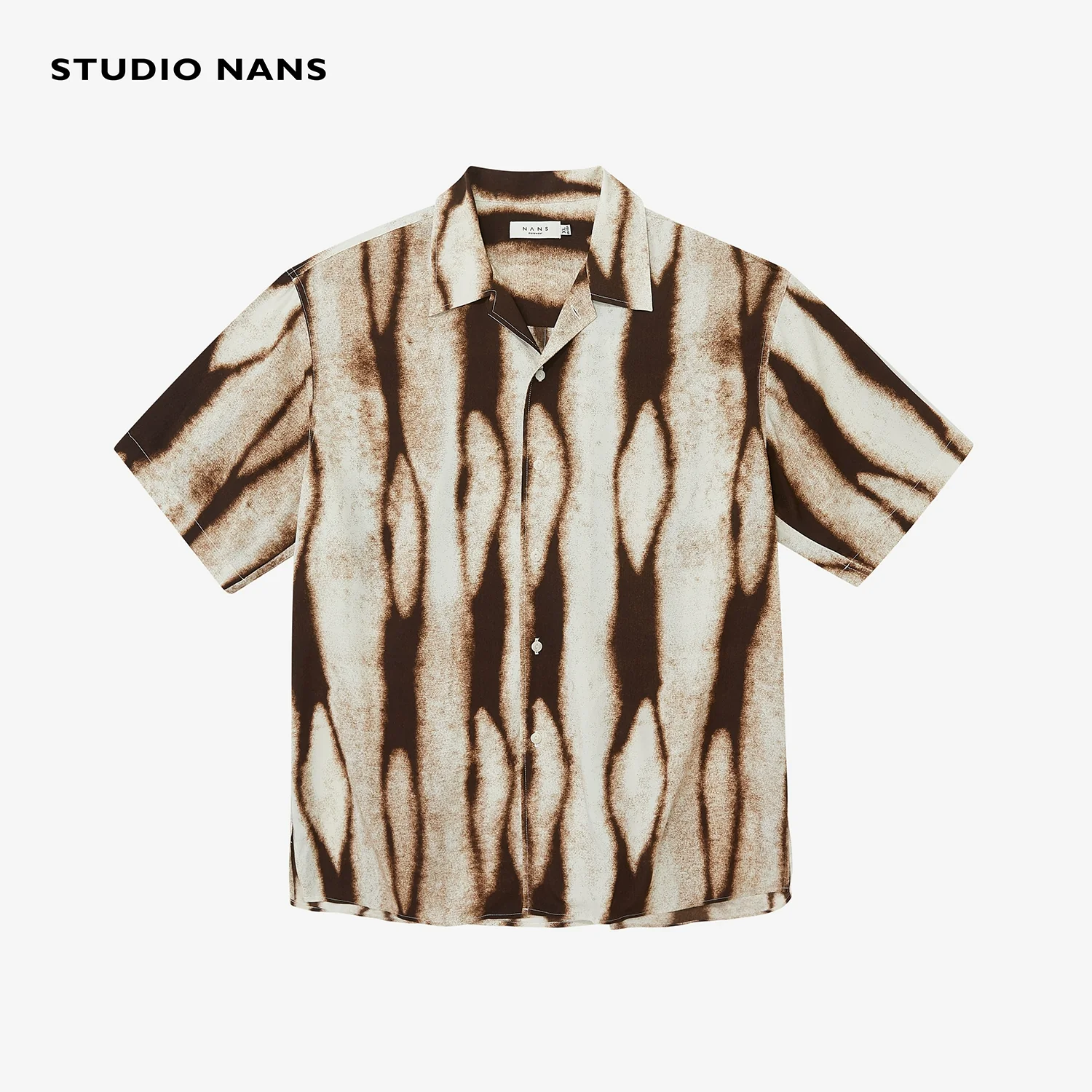 Gradient Abstract Camp-Collar Shirt - Image 6
