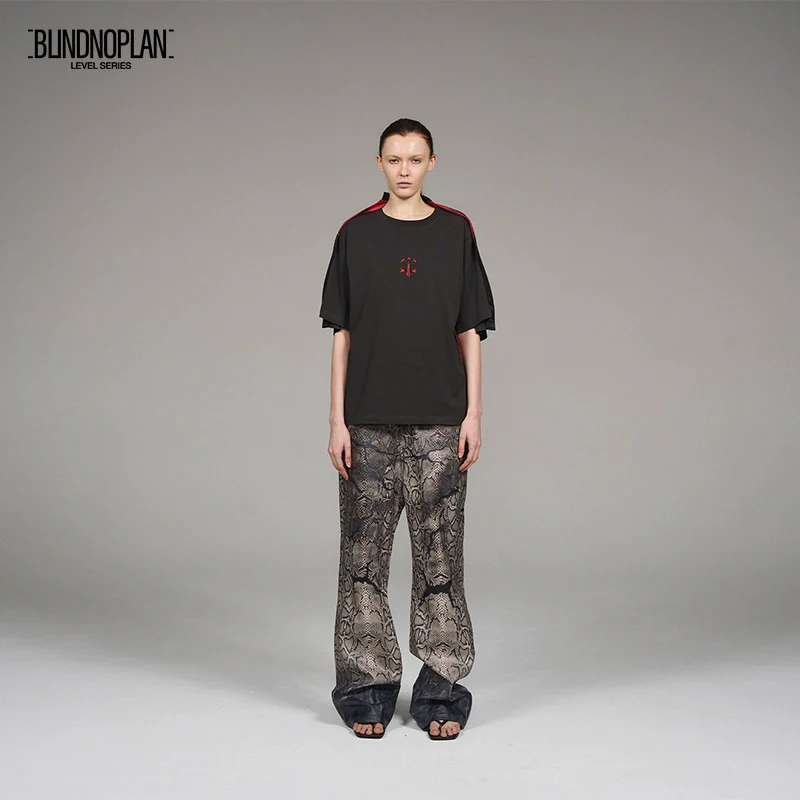 Gradient Embroidered Tee - Image 5