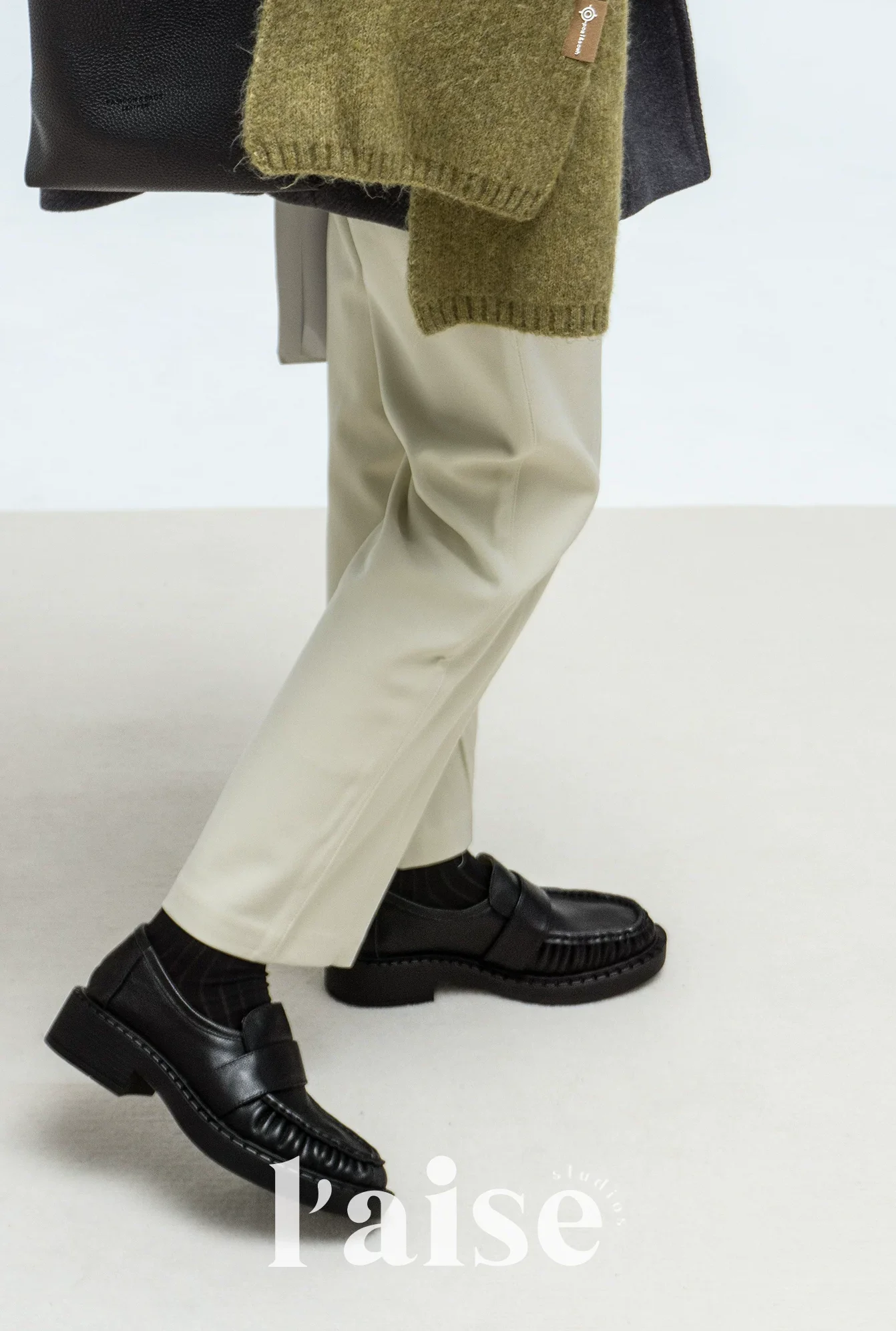 Grain Cowhide Chunky Loafers - Image 5