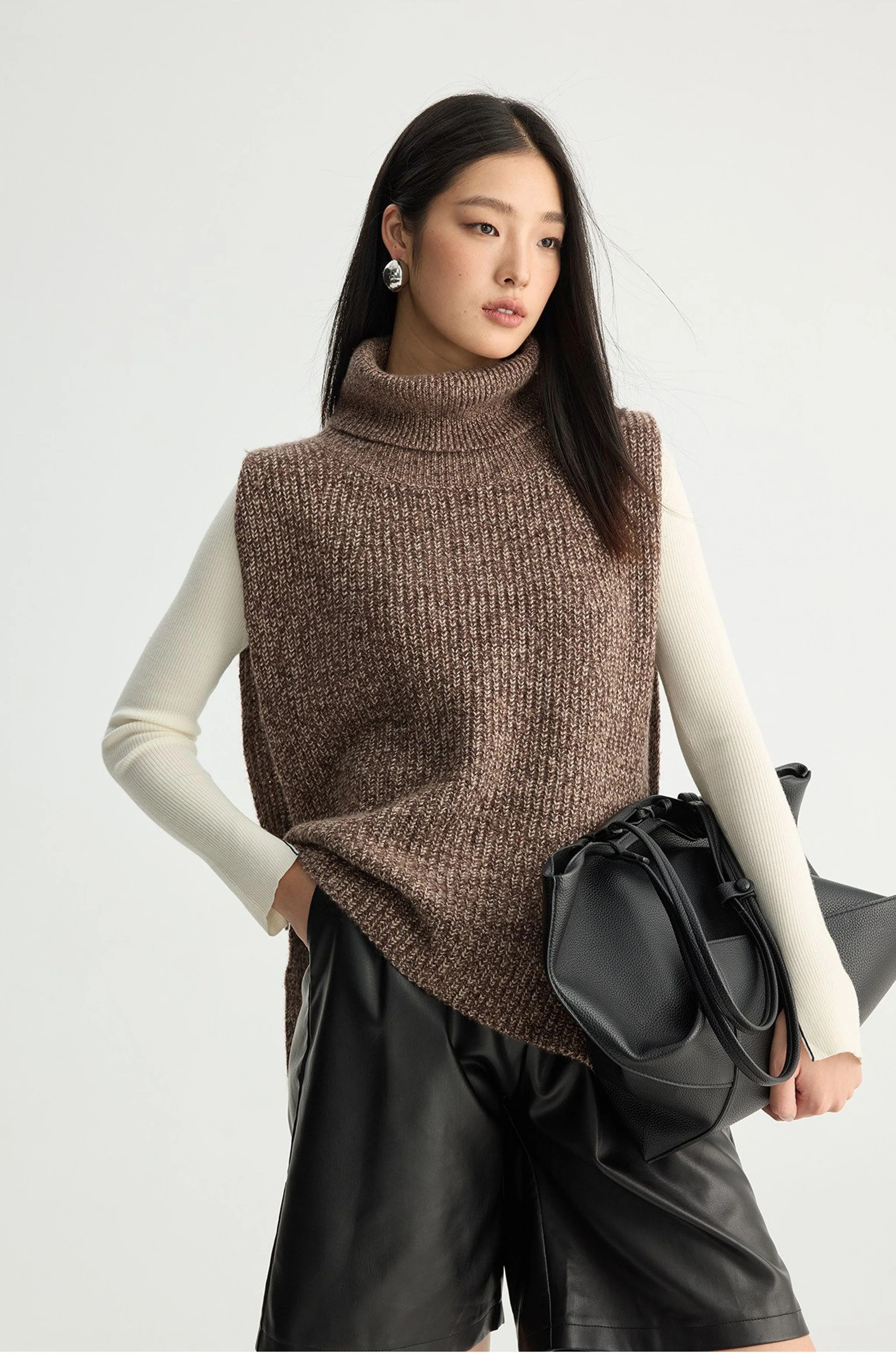 Heathered Turtleneck Knit Vest - Image 7