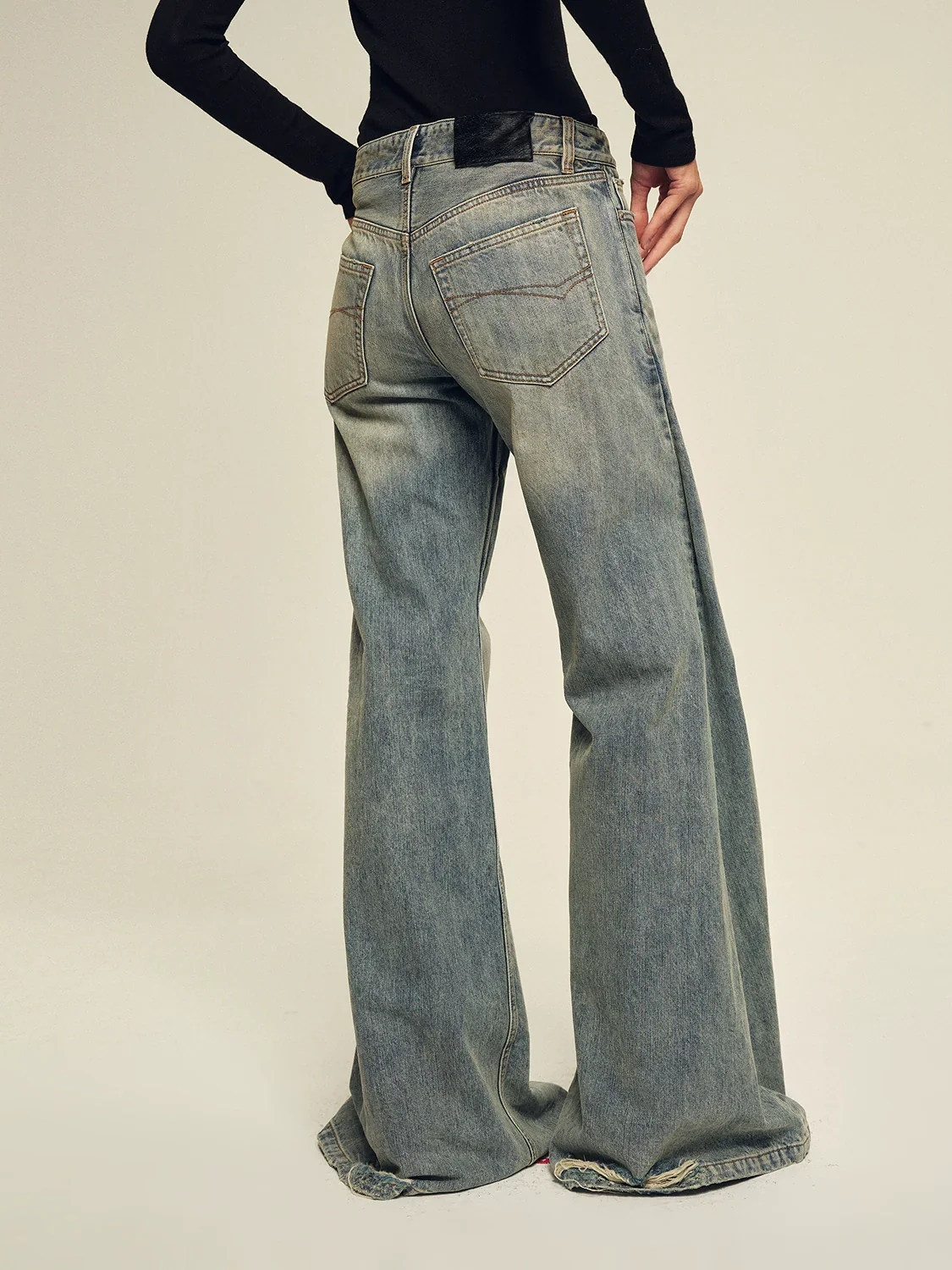 Heavy-Wash Ultra Wide-Leg Jeans - Image 2