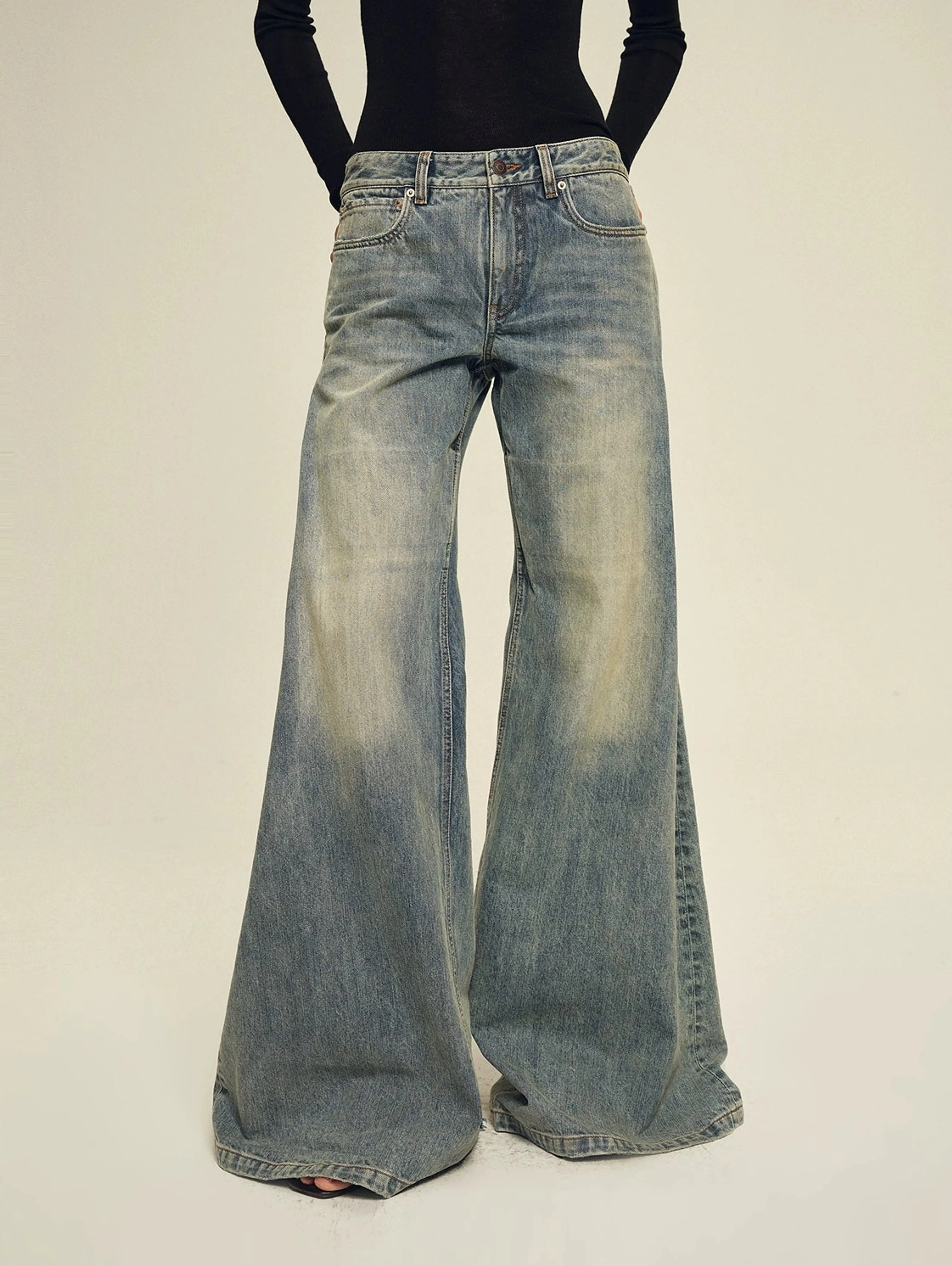 Heavy-Wash Ultra Wide-Leg Jeans - Image 5