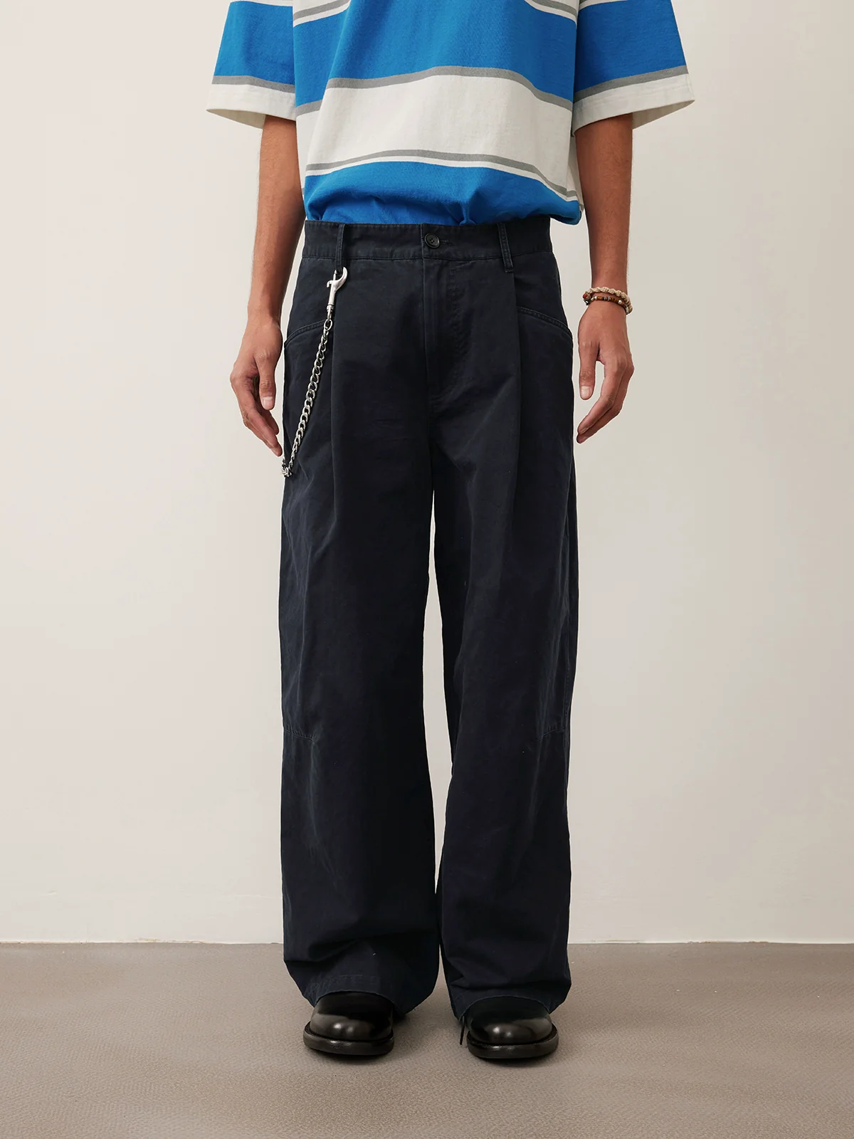 Heavyweight Cotton Twill Single-Pleat Straight Trousers - Image 11