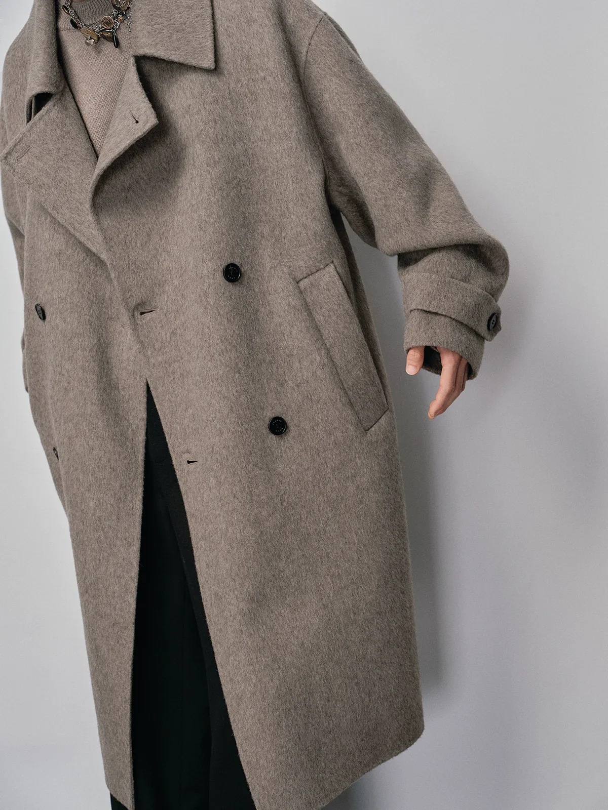 Heavyweight Wool Coat - Image 4