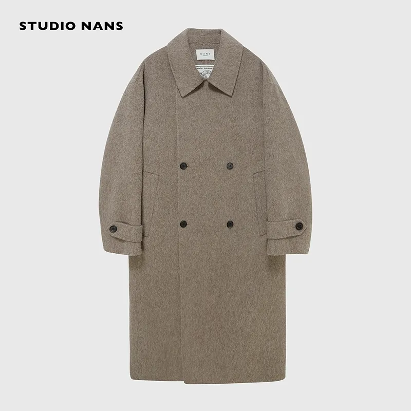 Heavyweight Wool Coat - Image 5