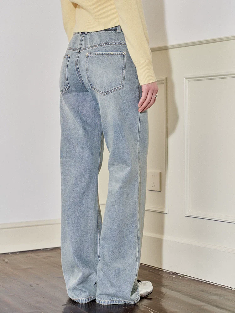 High-Rise Light-Wash Wide-Leg Jeans - Image 3