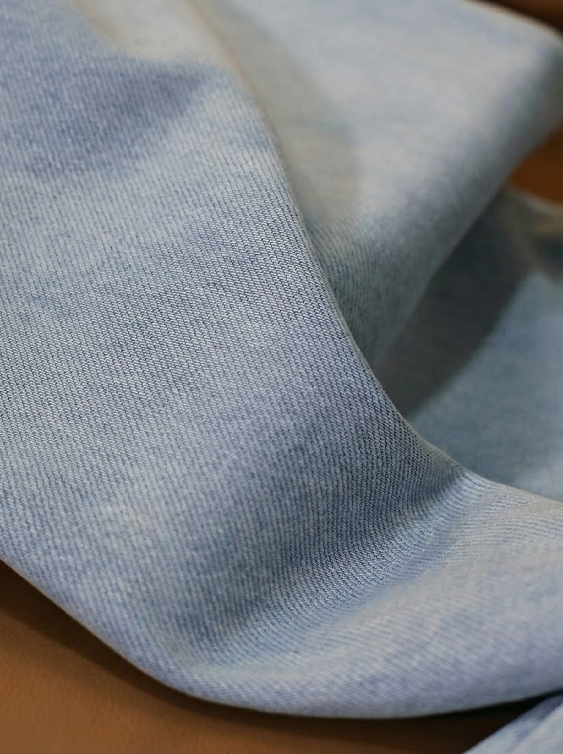 High-Rise Wide Jeans - Image 4