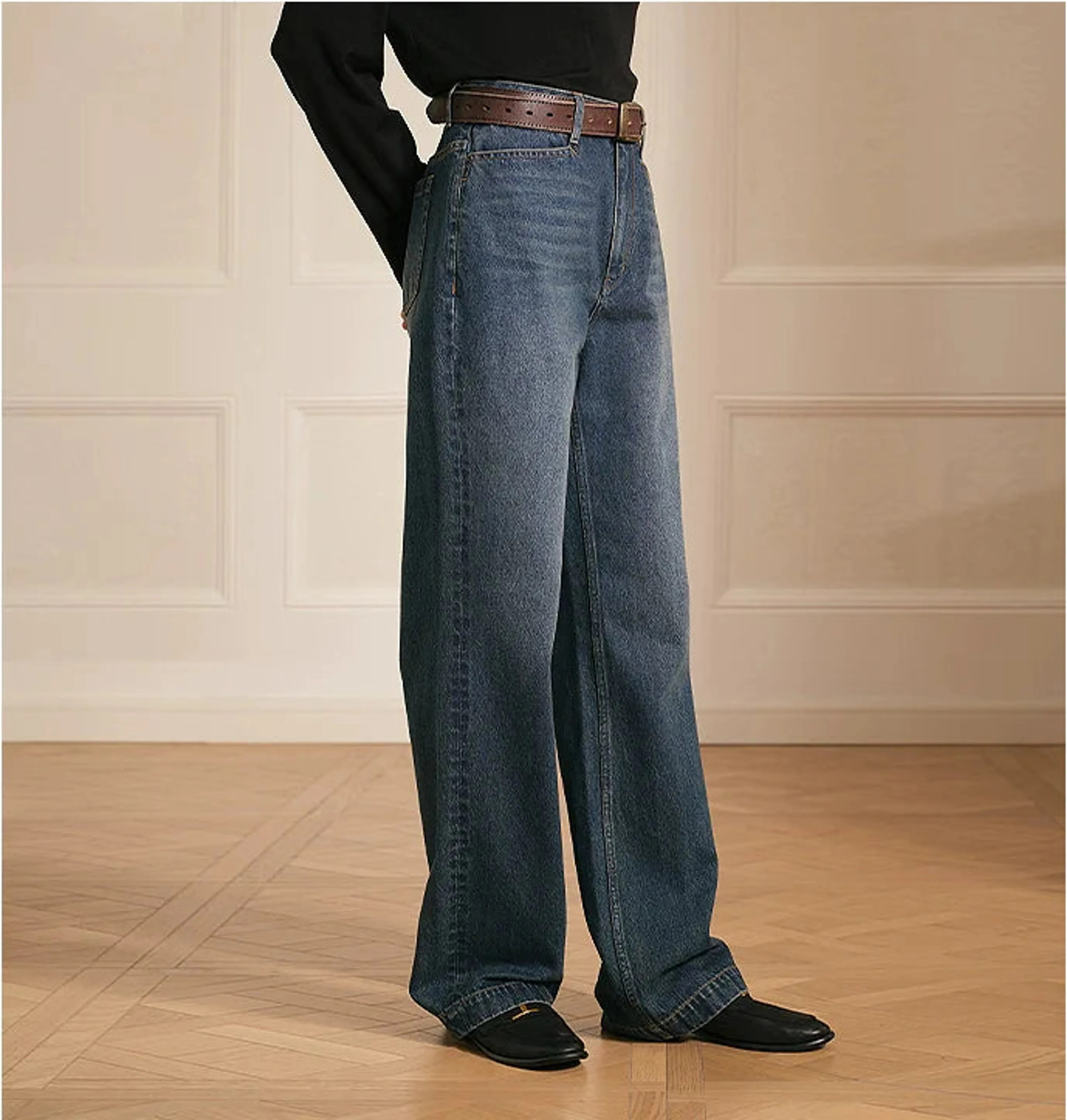 High-Rise Wide-Leg Jeans - Image 5
