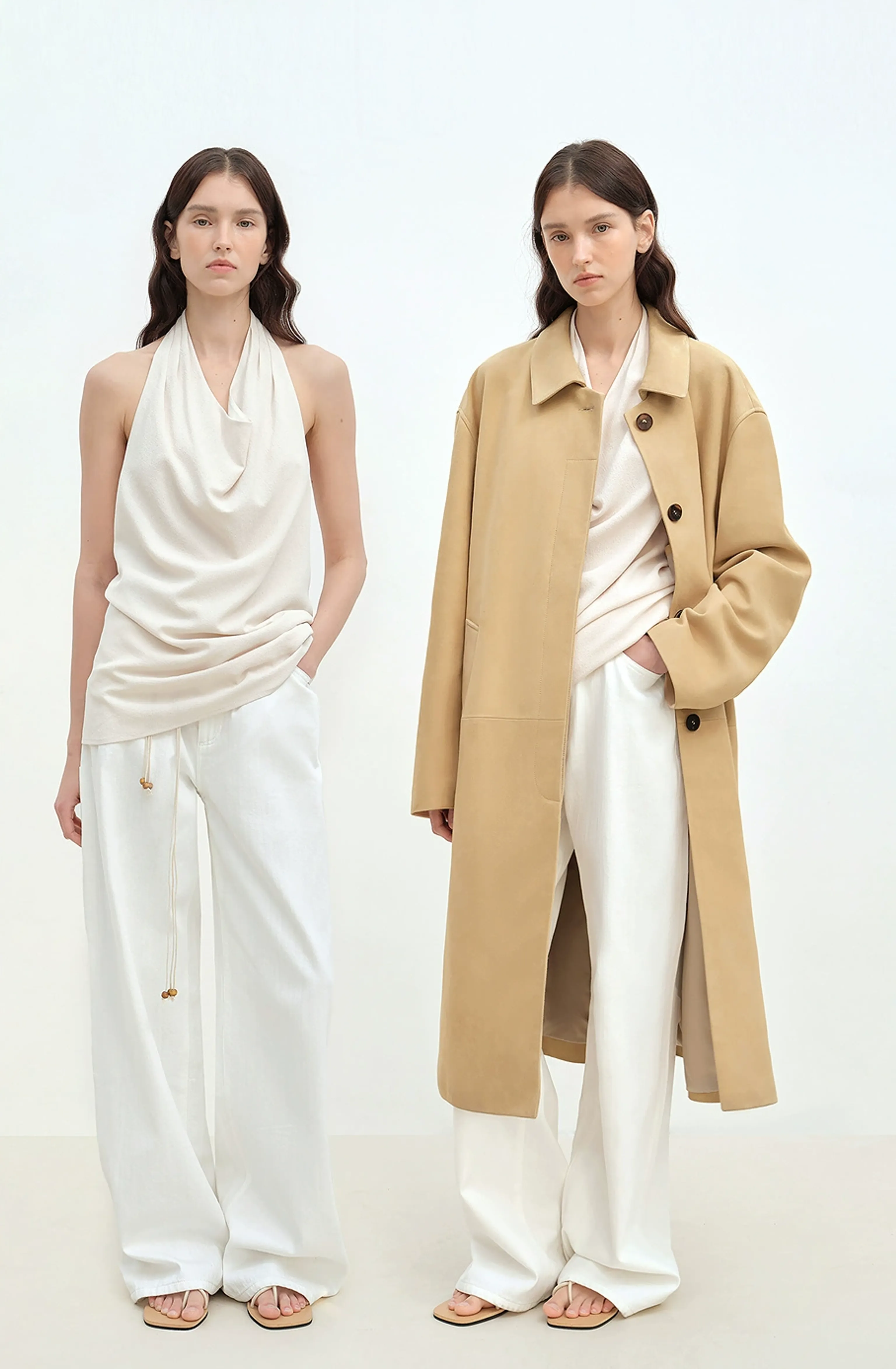 High-Rise Wide-Leg White Jeans - Image 3