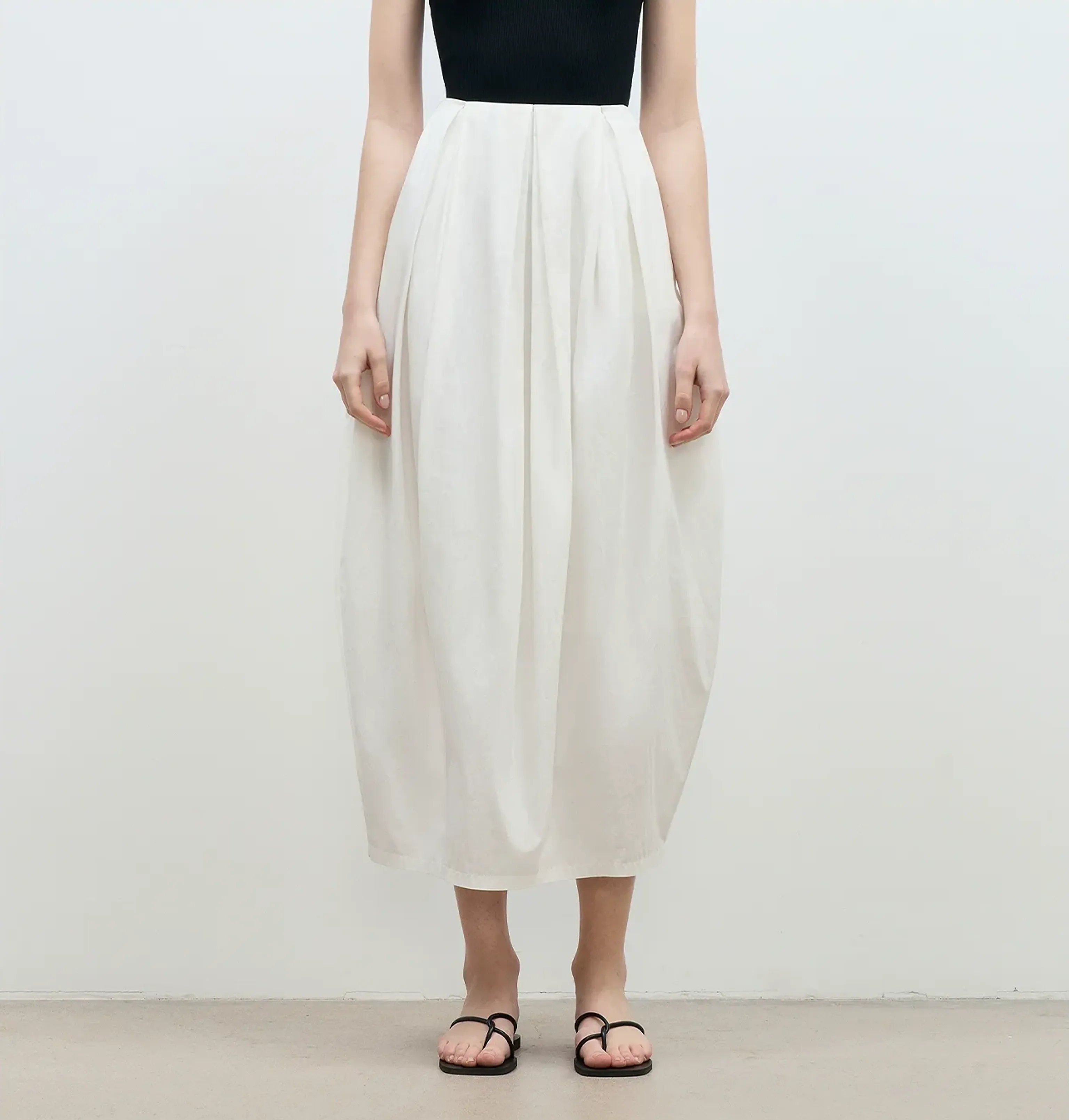 High-Waist Balloon Midi Skirt