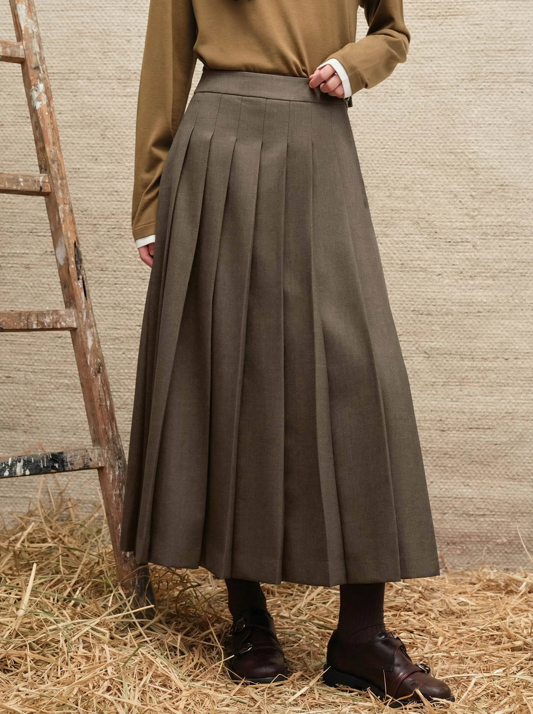High-Waist Wool Pleated Midi Skirt - Image 8