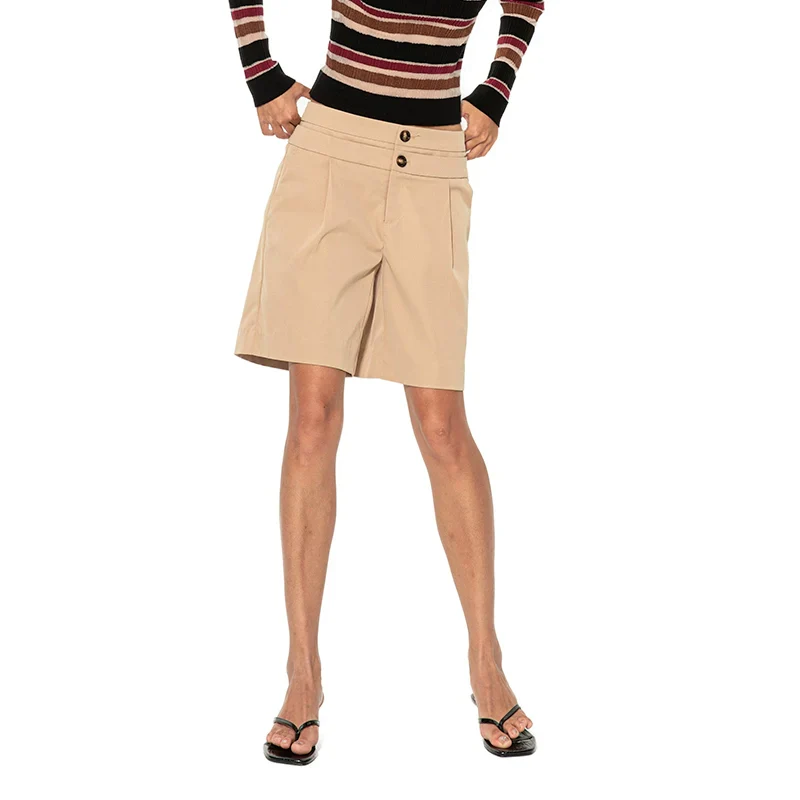 High-Waisted Pleated Shorts - Image 4