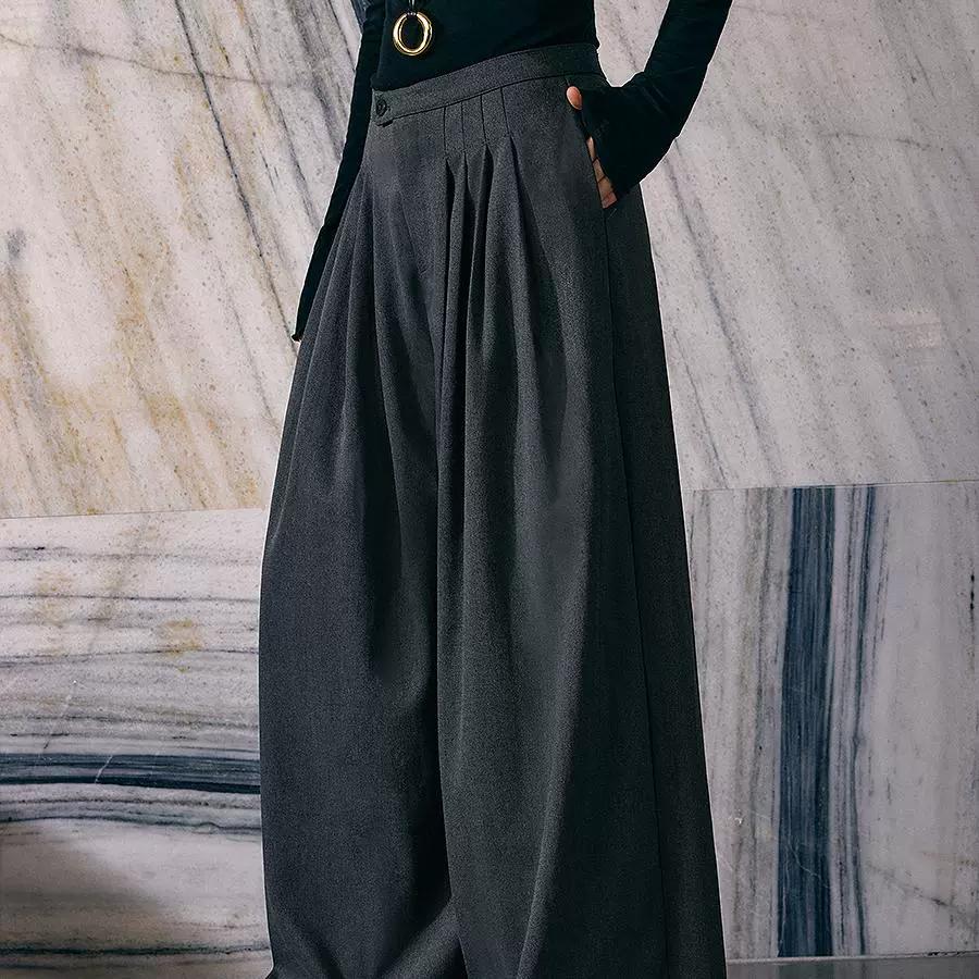 High-Waisted Pleated Wide-Leg Trousers