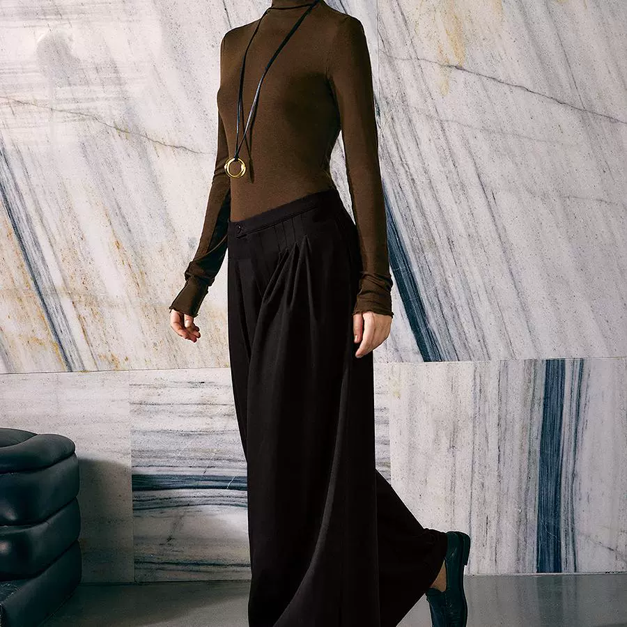 High-Waisted Pleated Wide-Leg Trousers - Image 3
