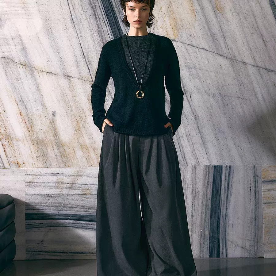 High-Waisted Pleated Wide-Leg Trousers - Image 4