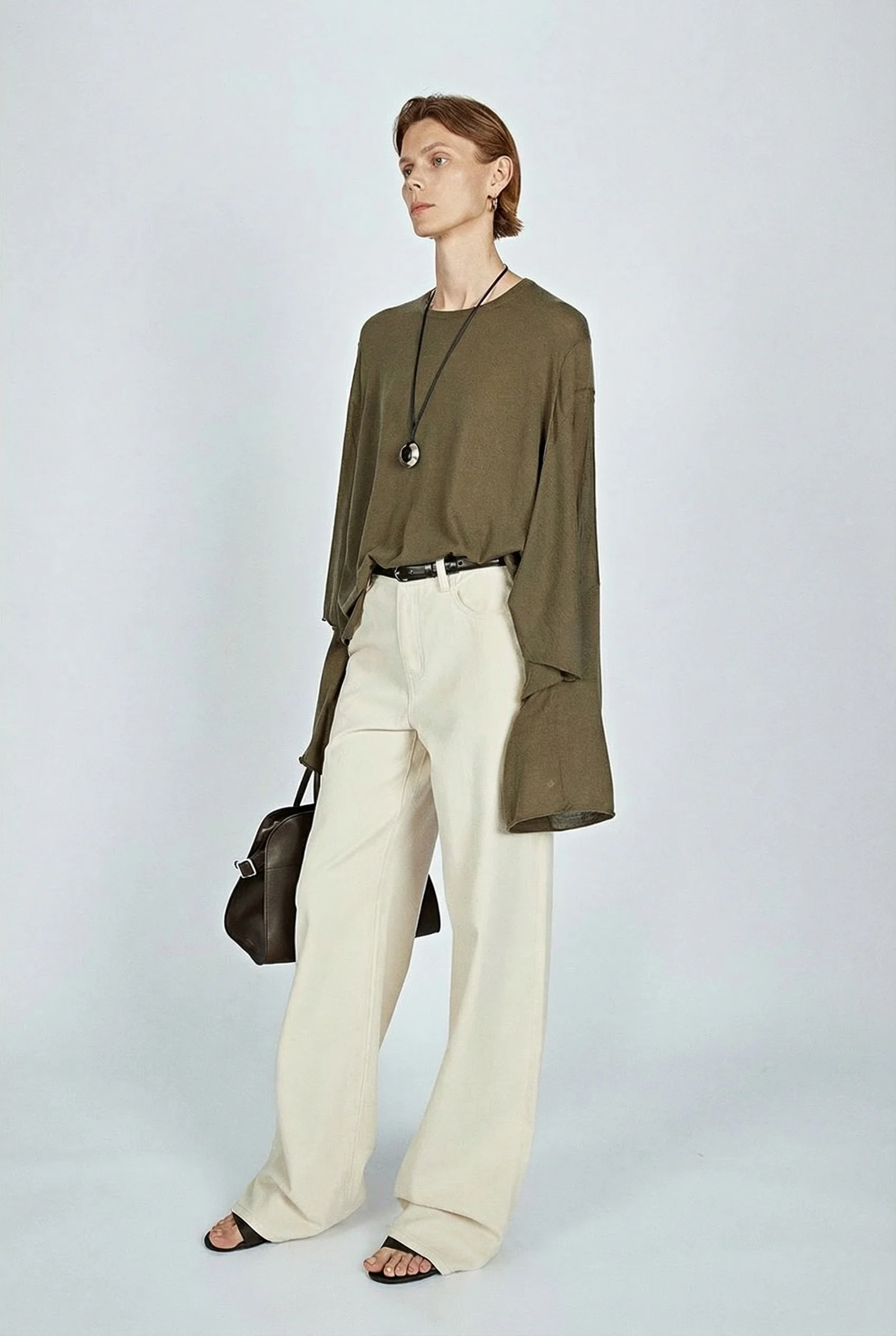 High Waisted Wide-Leg Jeans - Image 6