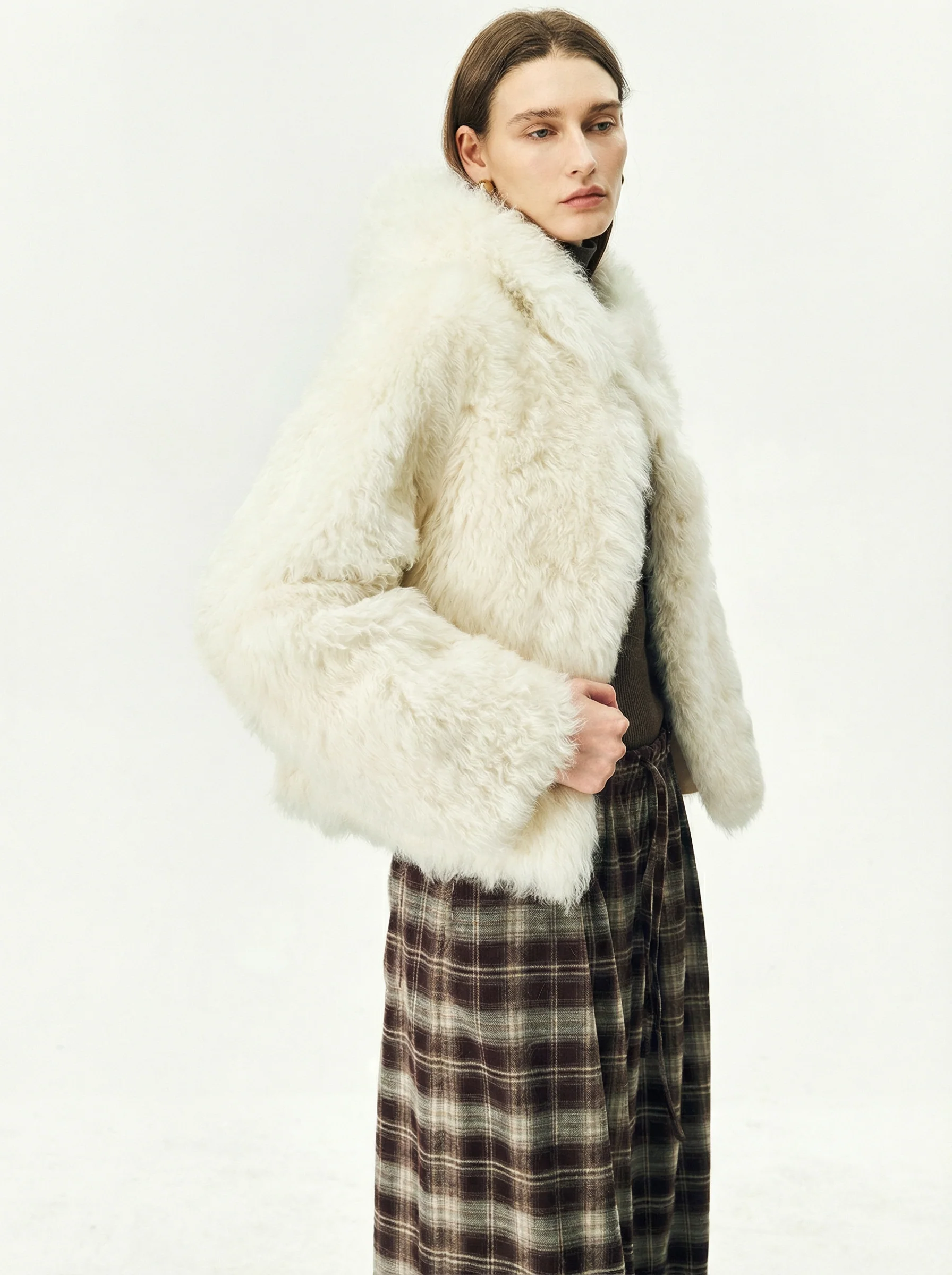 Hooded Toscana Shearling Short Coat - Image 4