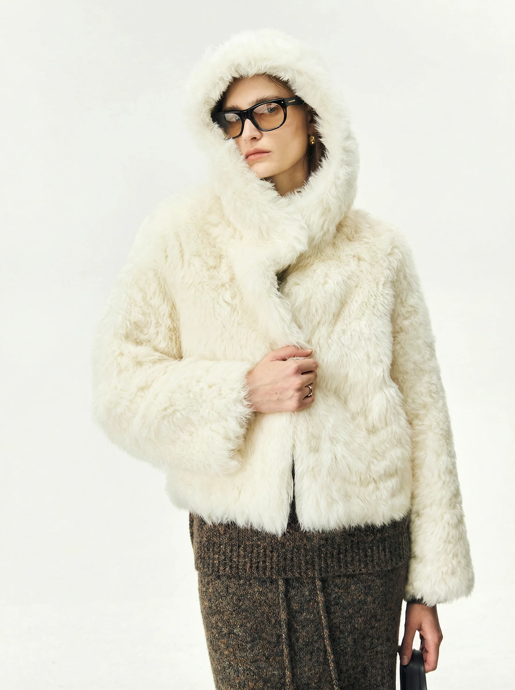 Hooded Toscana Shearling Short Coat - Image 9