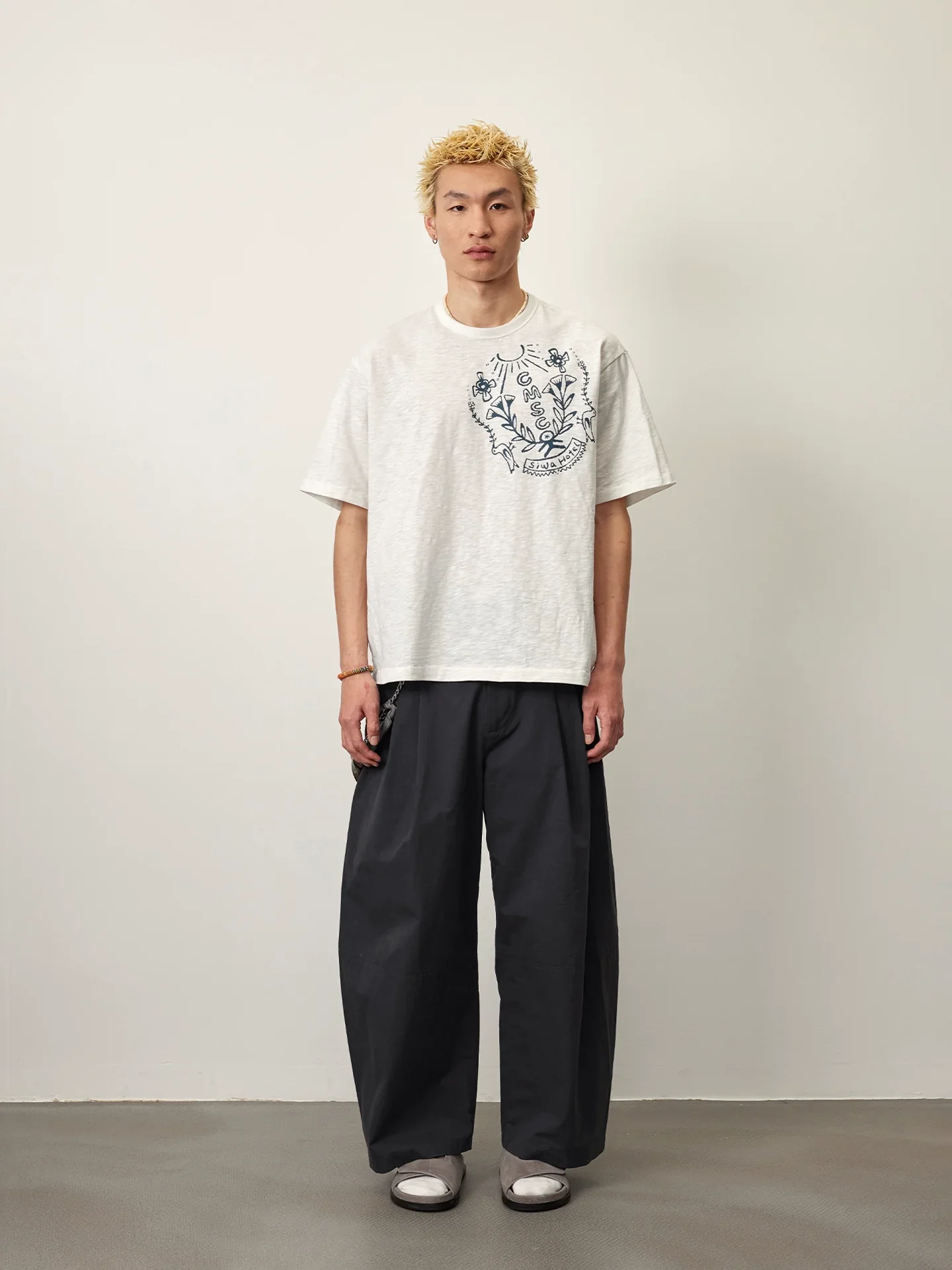 Initials Crest Cotton Tee - Image 4