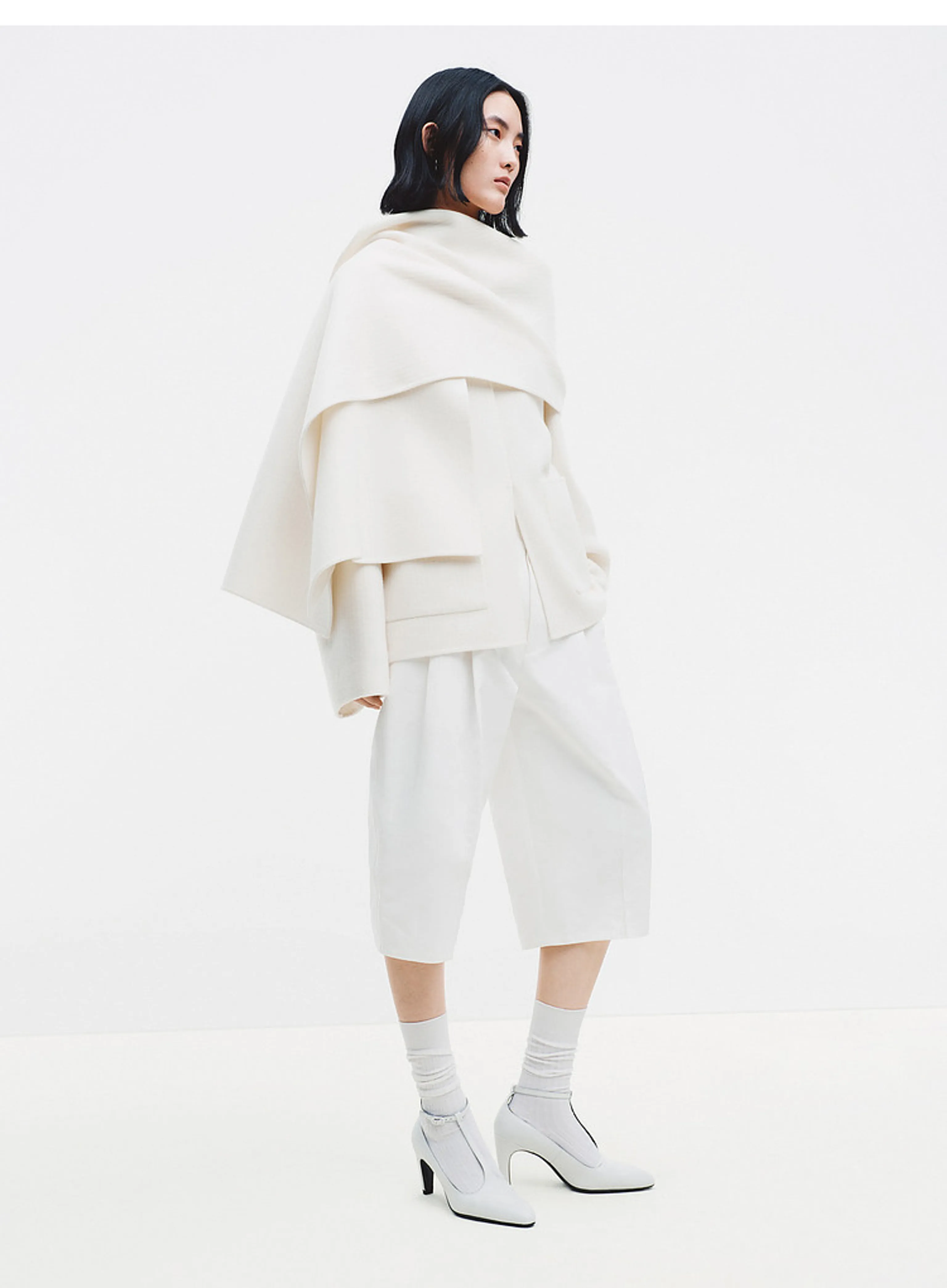 Integrated Scarf Jacket - Image 6