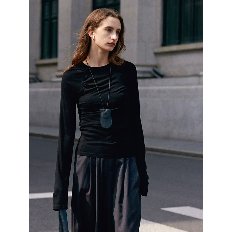 Irregular Splicing Slim T-shirt - Image 4