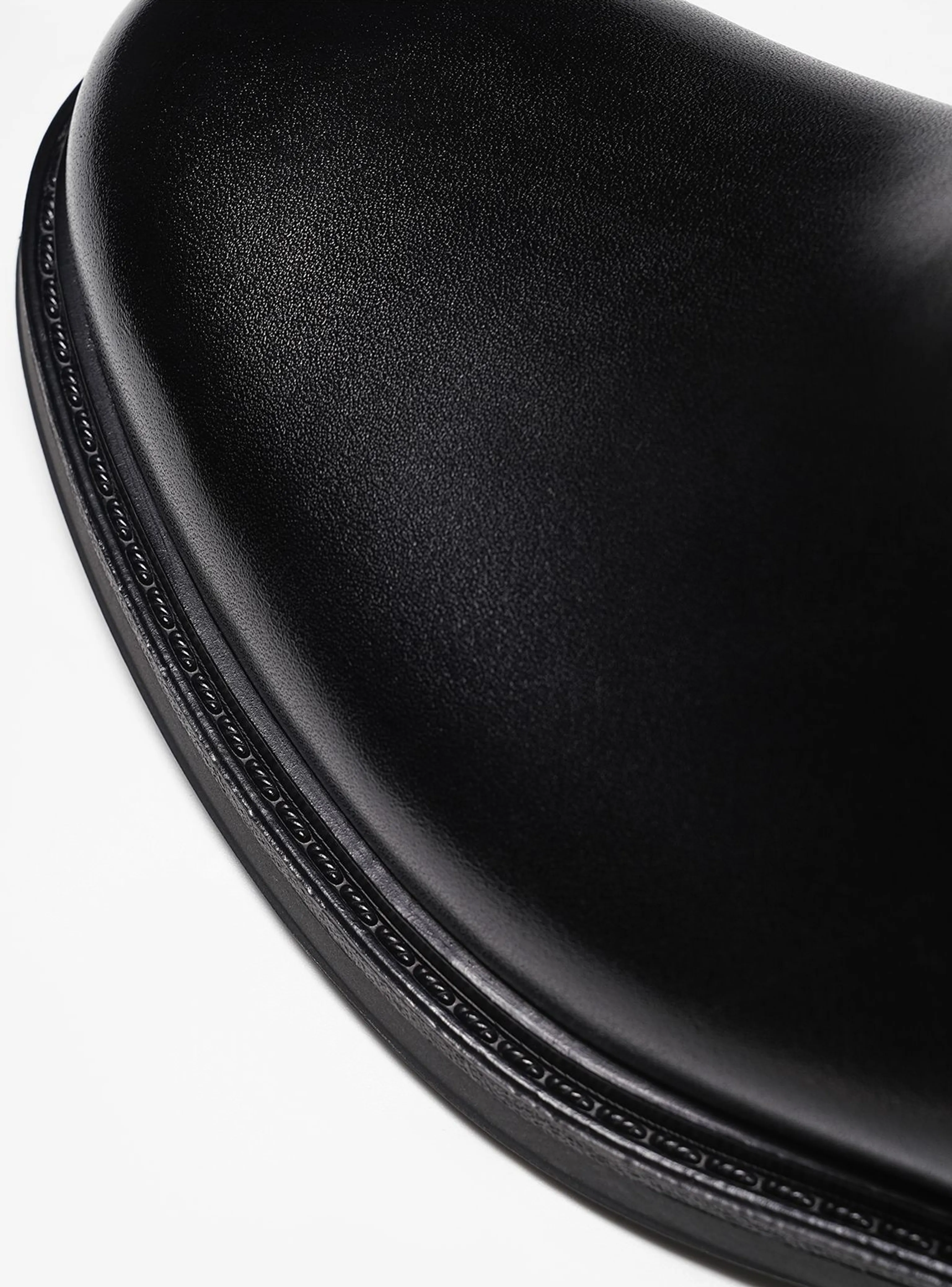 Italian Calf Leather Chelsea Boots - Image 6