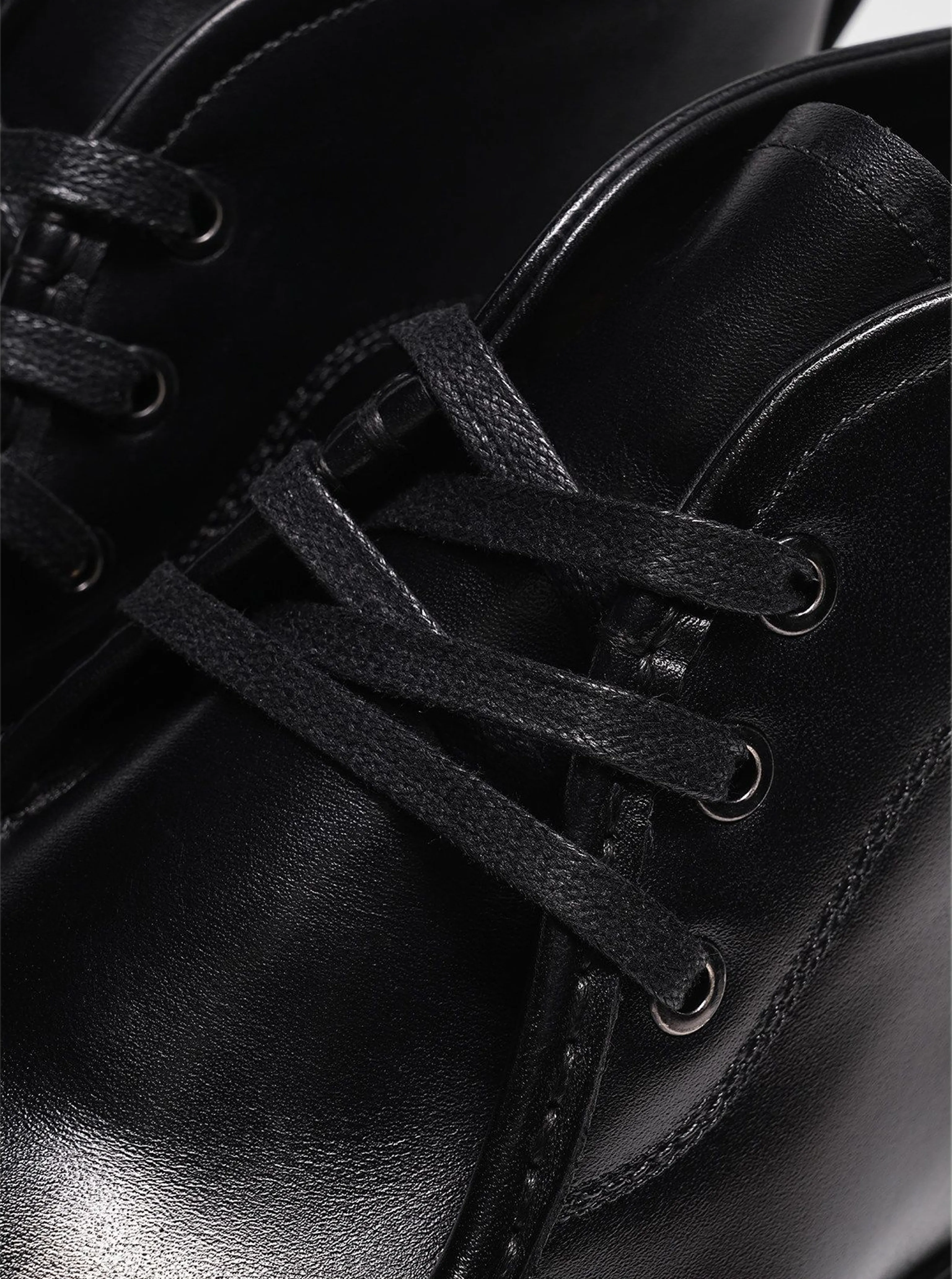 Italian Calfskin Moc-Toe Chukka Boots