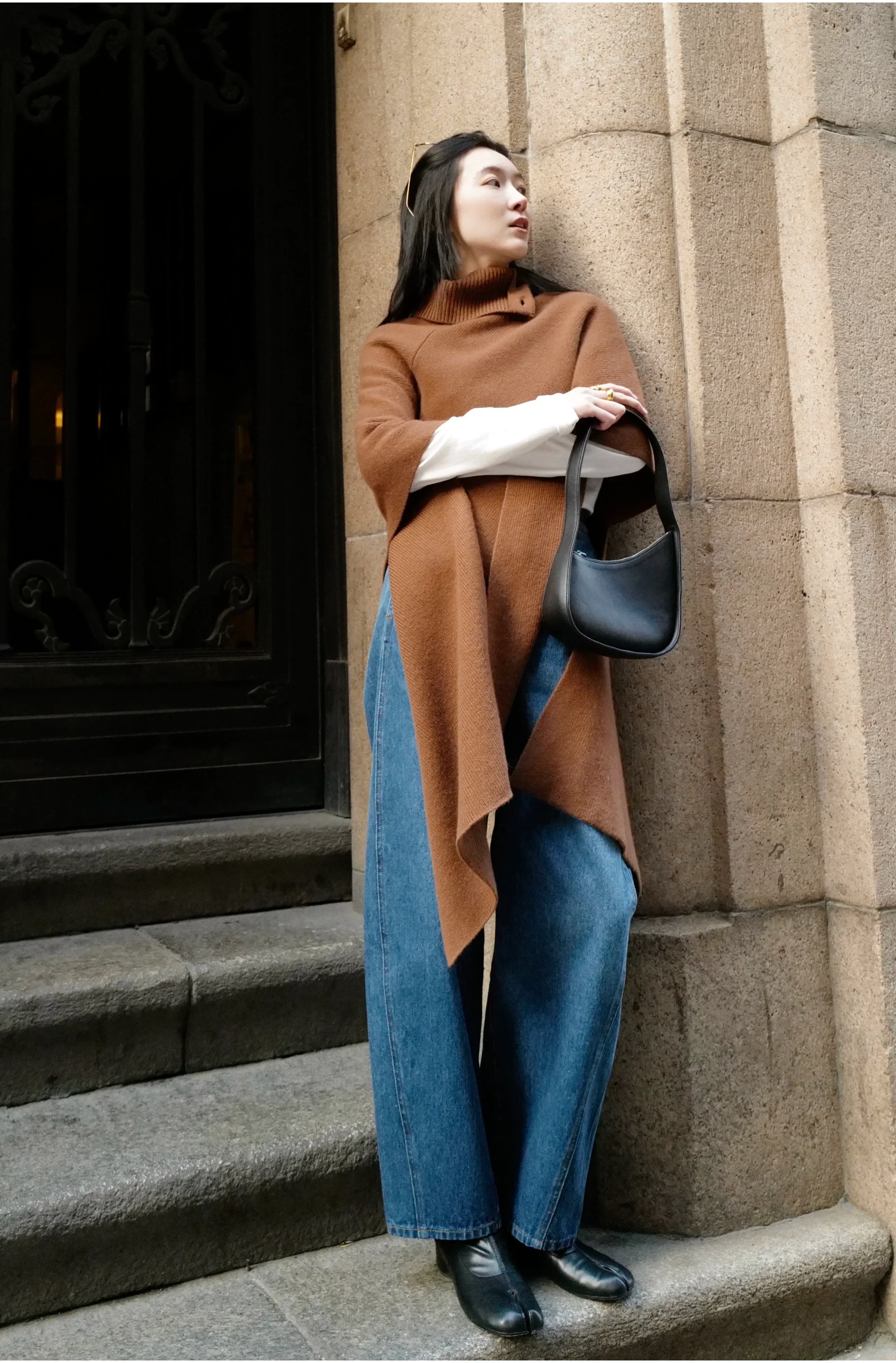 Italian Cashwool Knitted Poncho - Image 3
